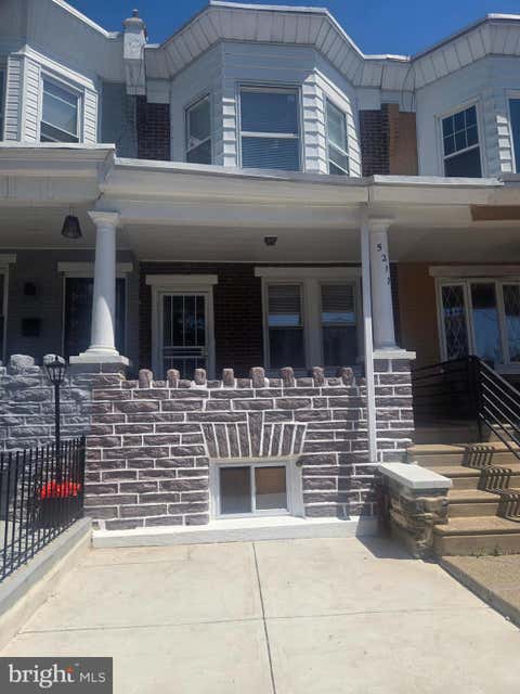 Townhouse For Sale - 5217 American St<br/> PHILADELPHIA, PA 19120