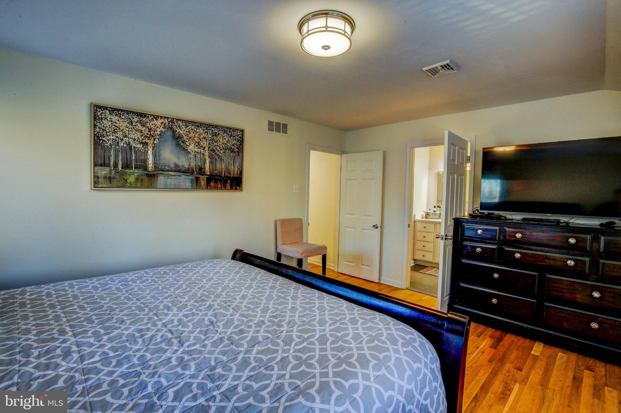 VILLAGE OF SEVERNA PARK - Residential