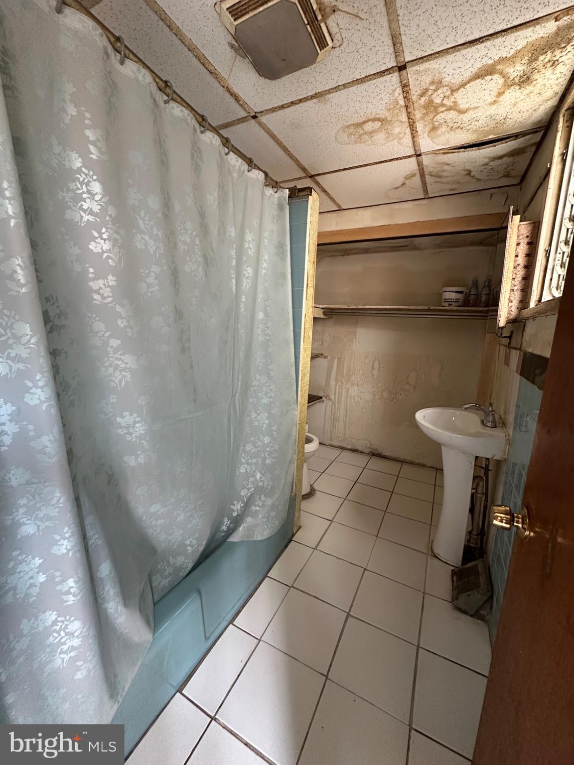 LOWER MOYAMENSING - Residential