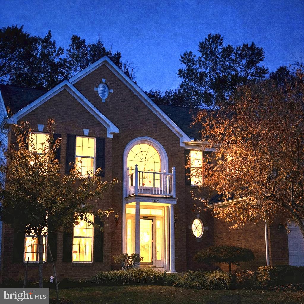 RIVER CREST - Residential