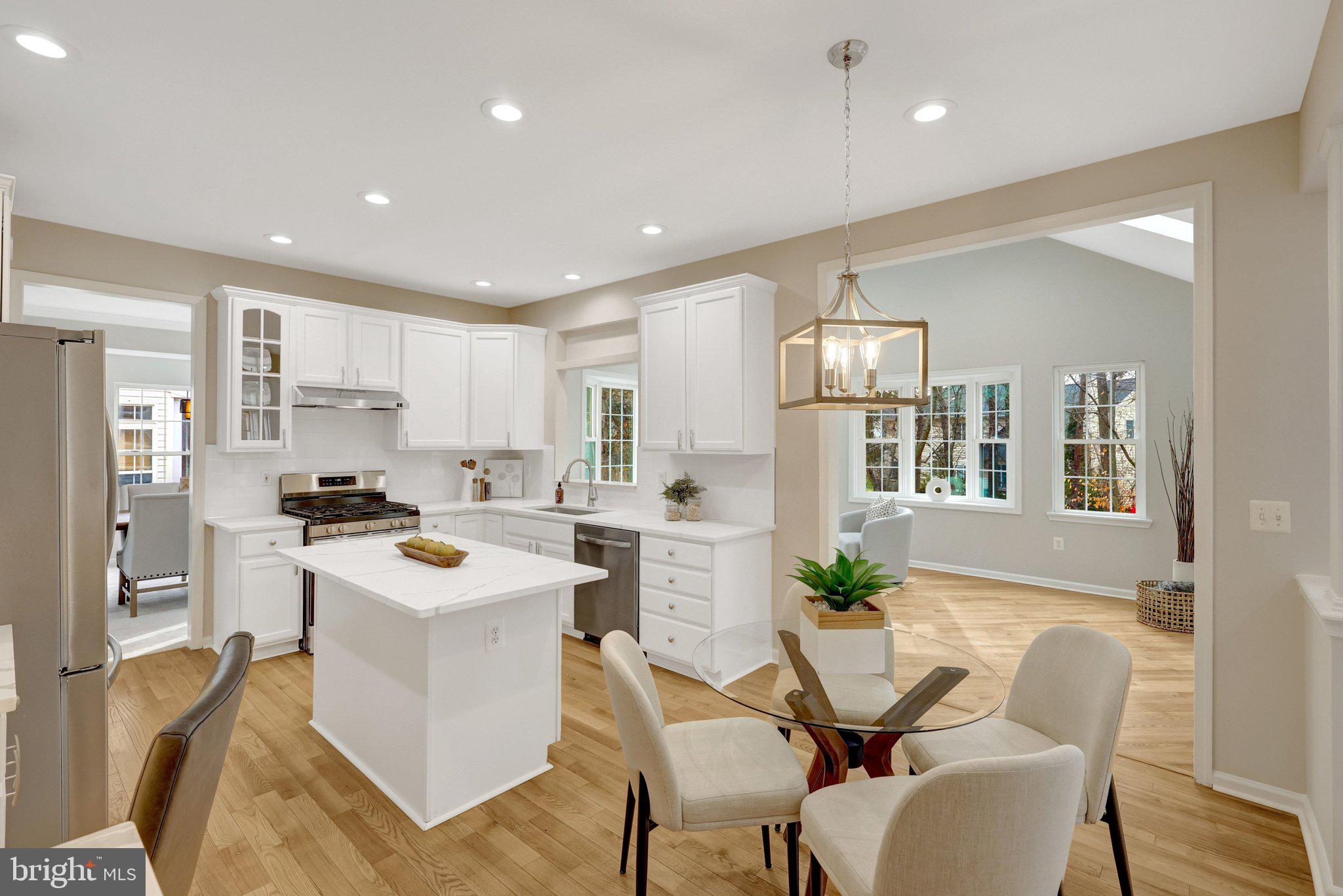 RIVER CREST - Residential