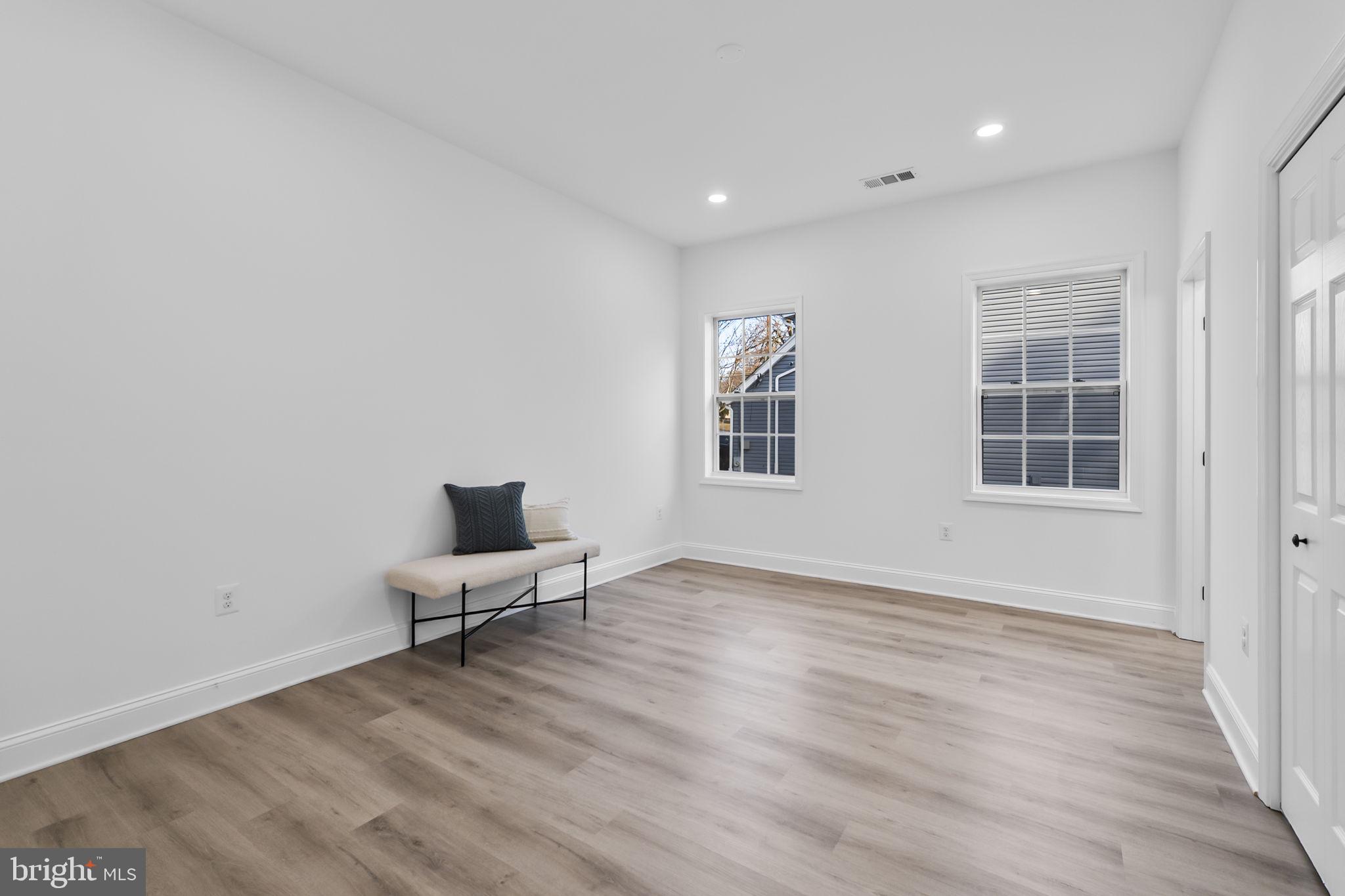 DEER PARK - Residential