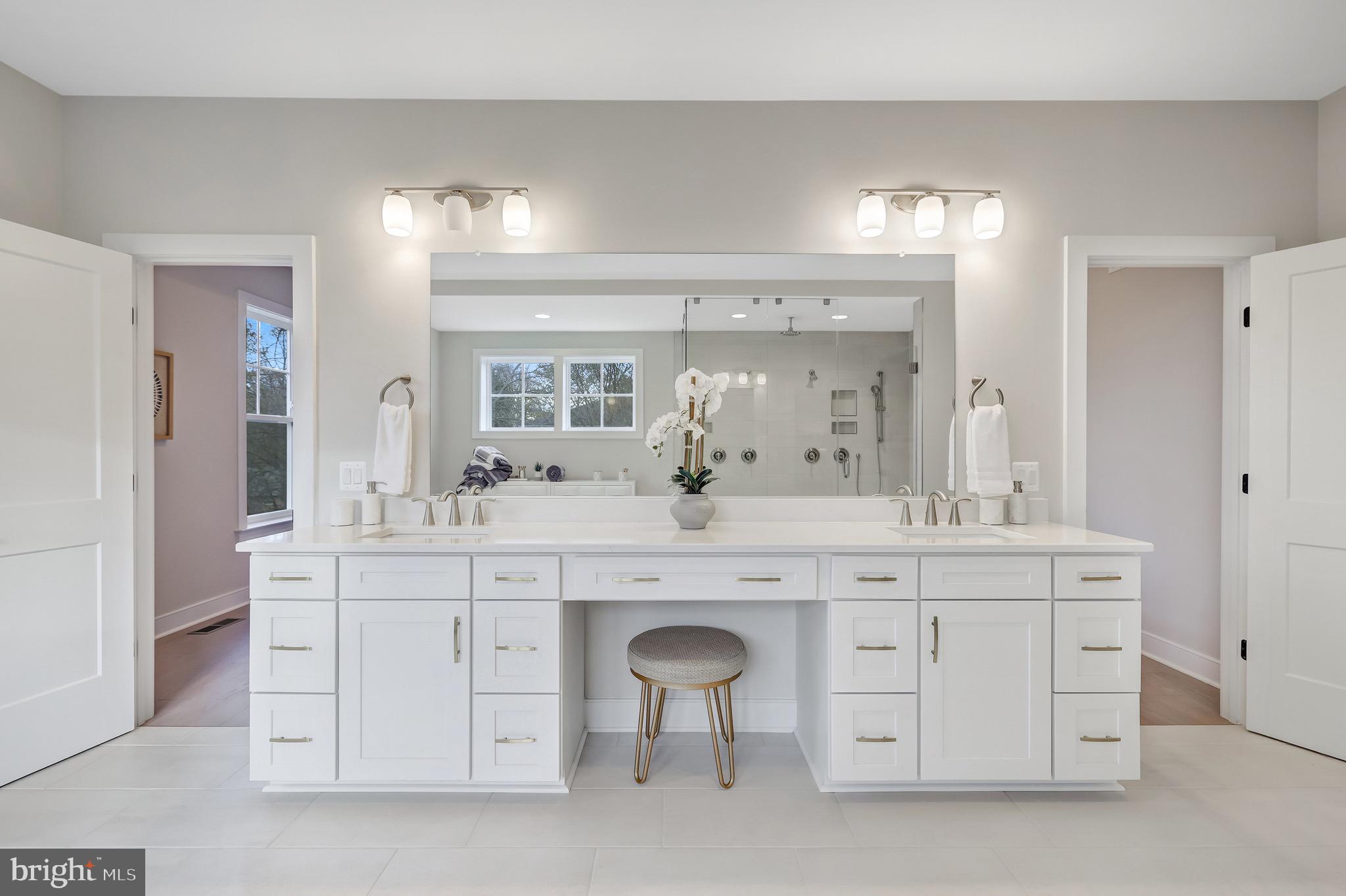 MINOR HILL - Residential