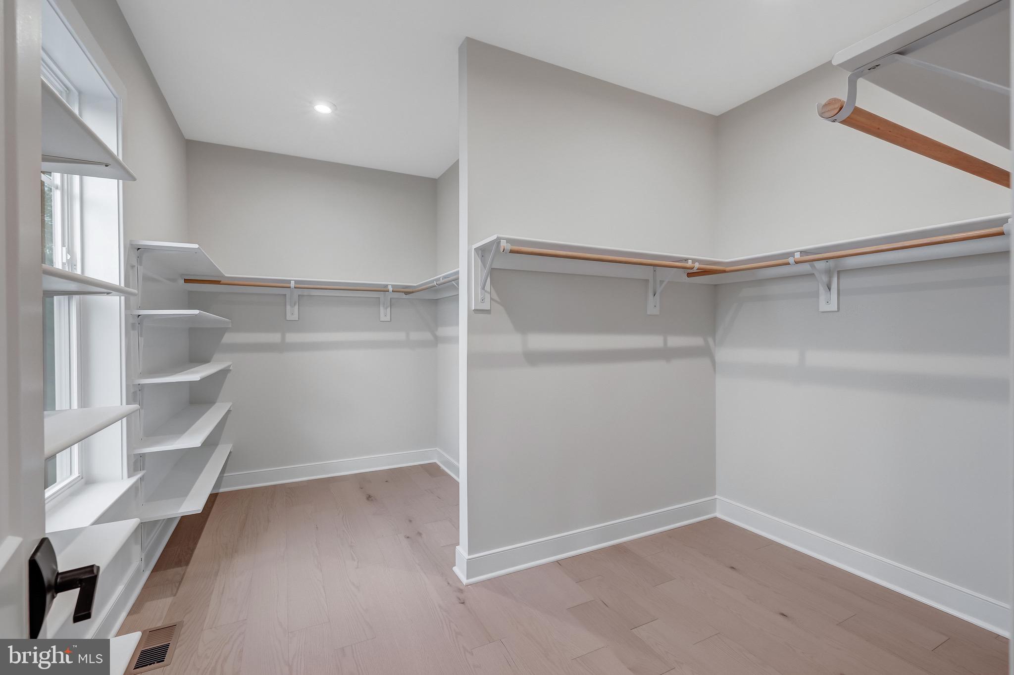 MINOR HILL - Residential