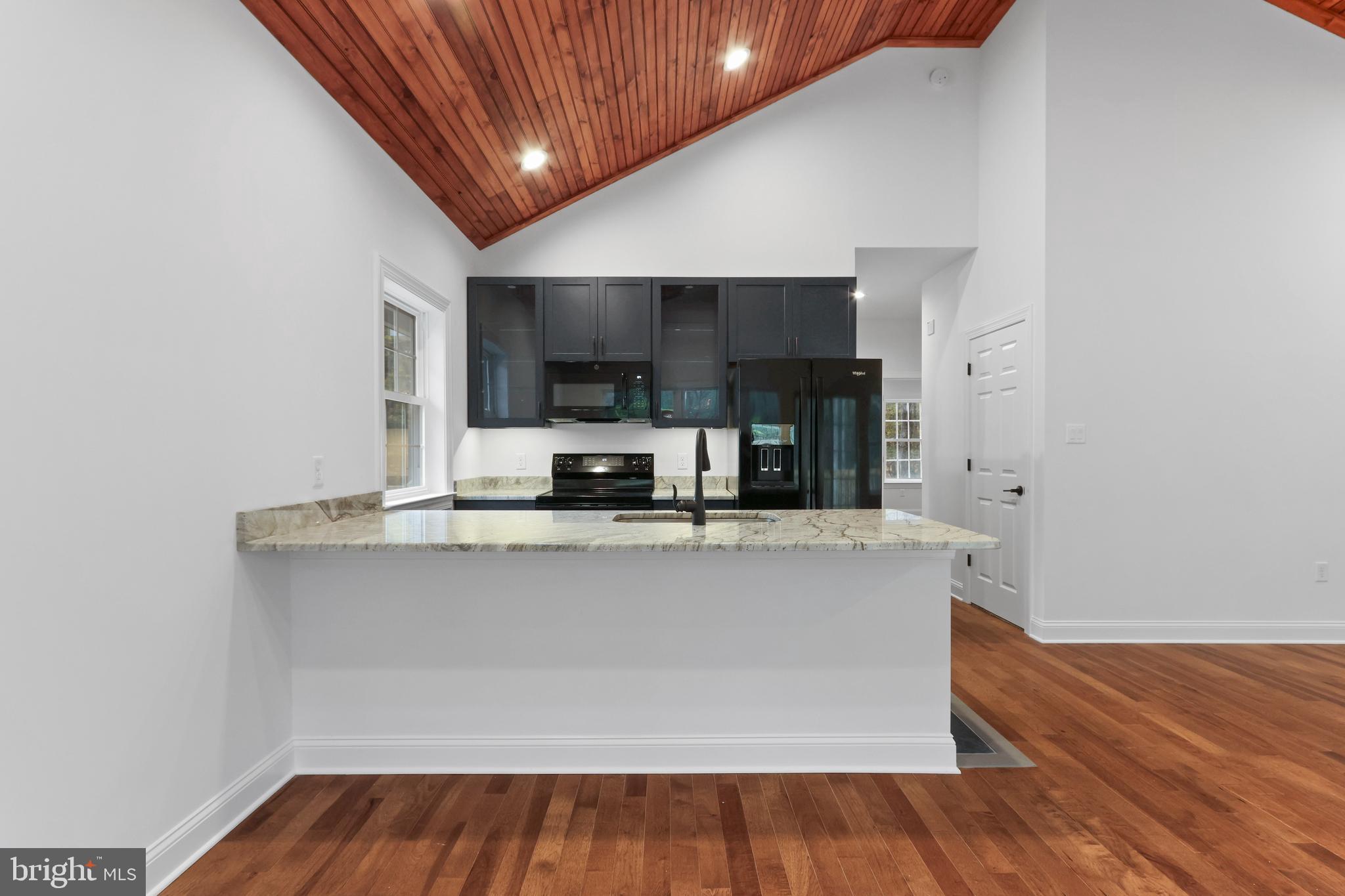 77 PARKER TRAIL