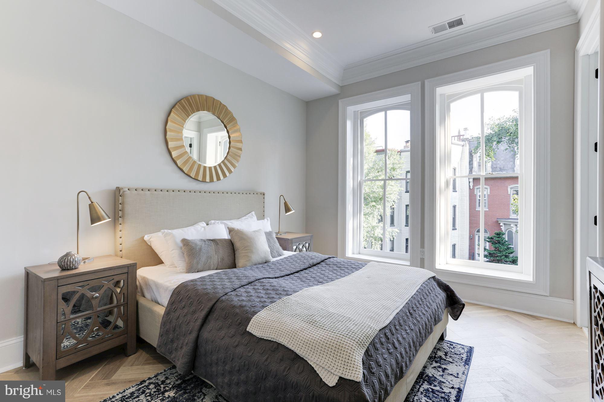 LOGAN CIRCLE - Residential