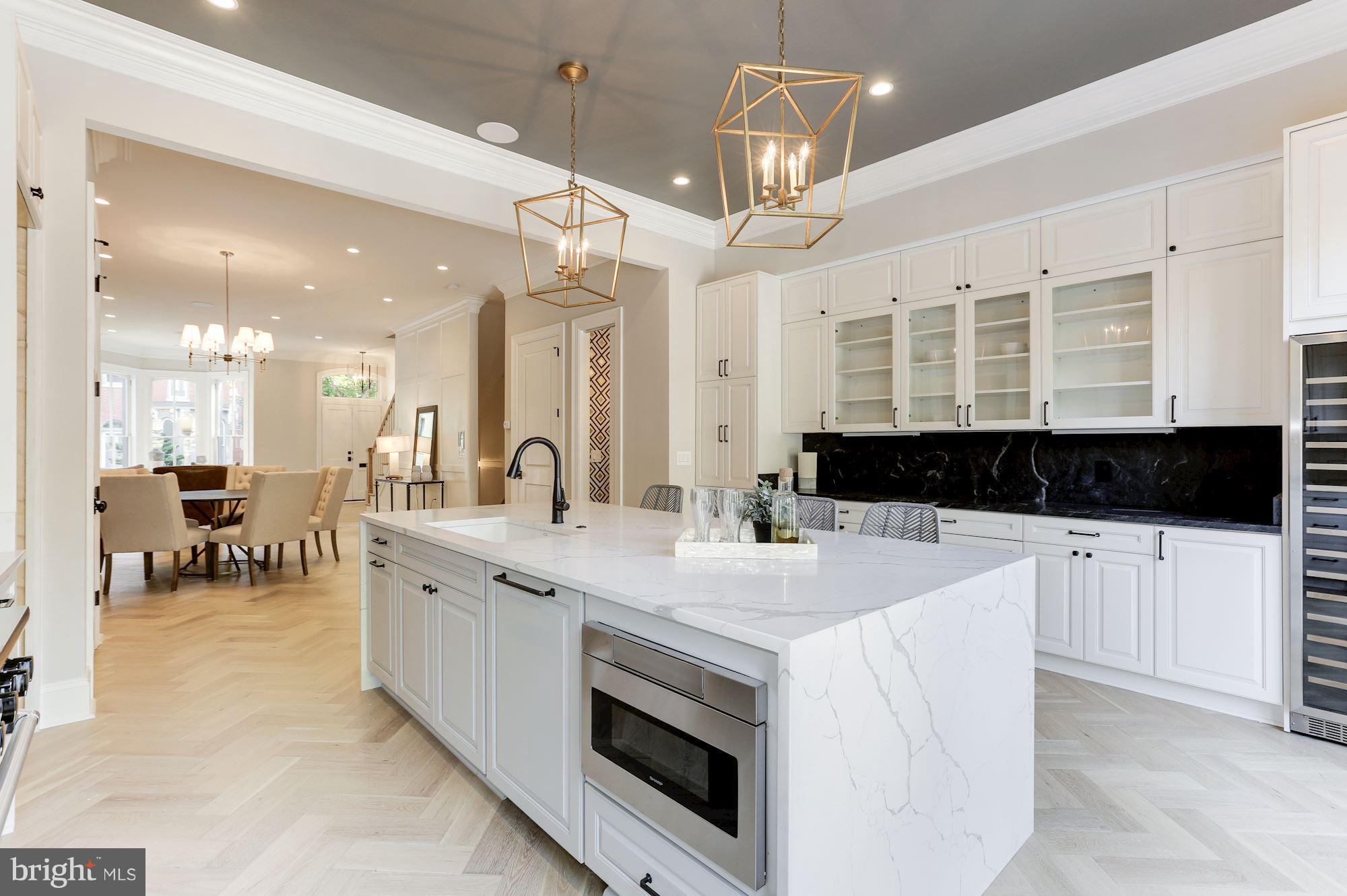 LOGAN CIRCLE - Residential
