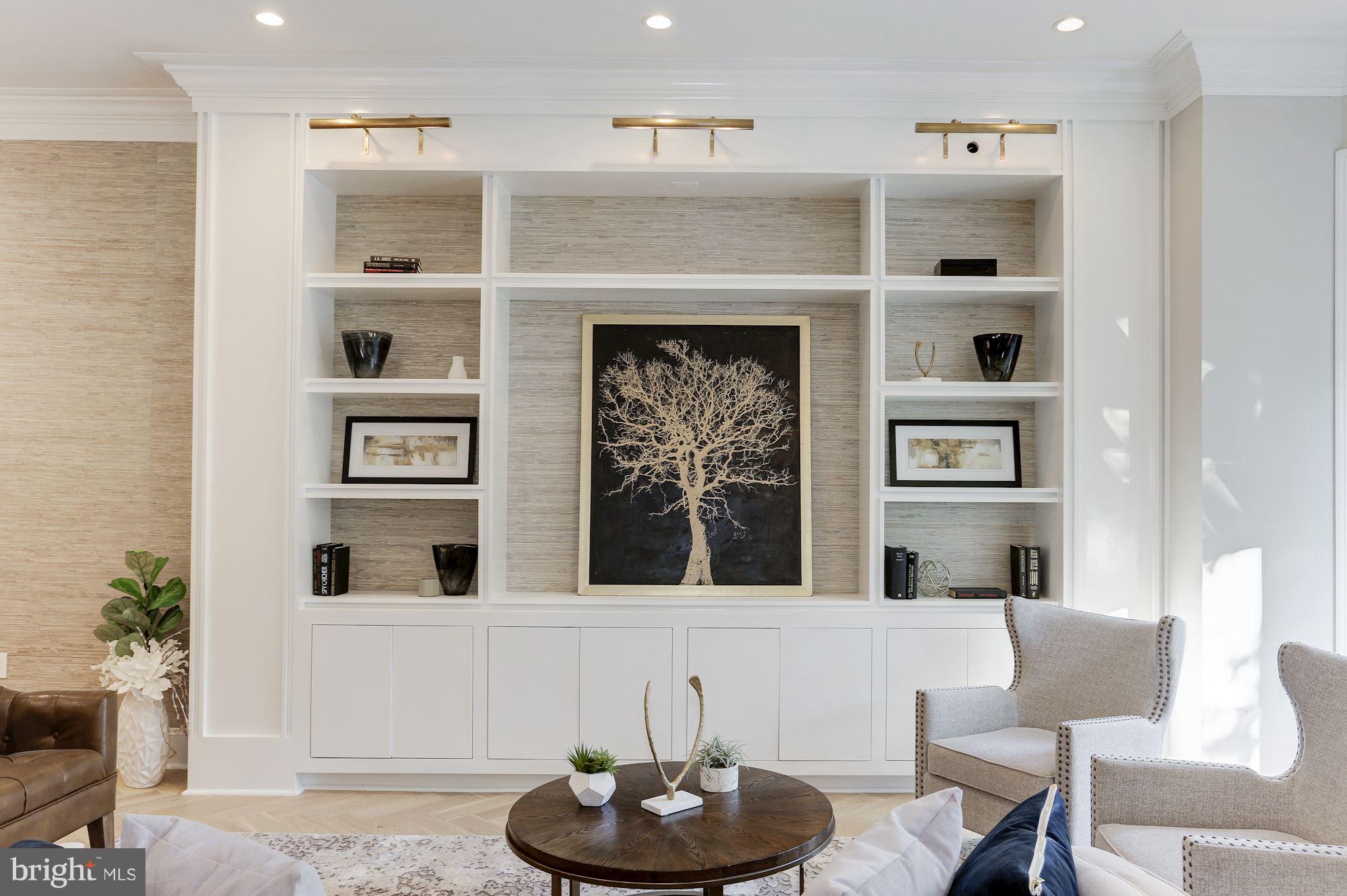 LOGAN CIRCLE - Residential