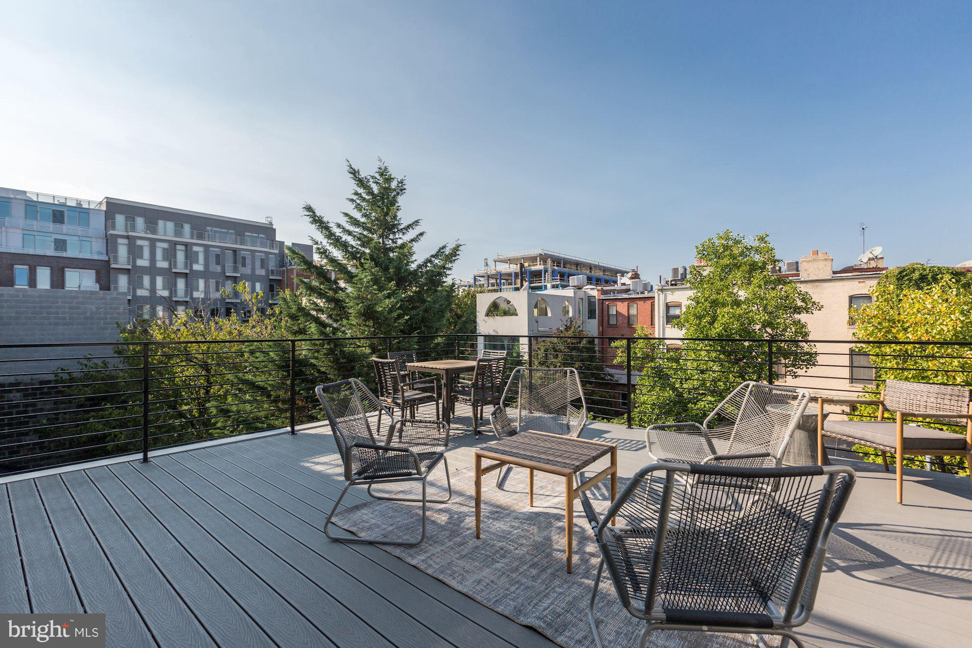 LOGAN CIRCLE - Residential