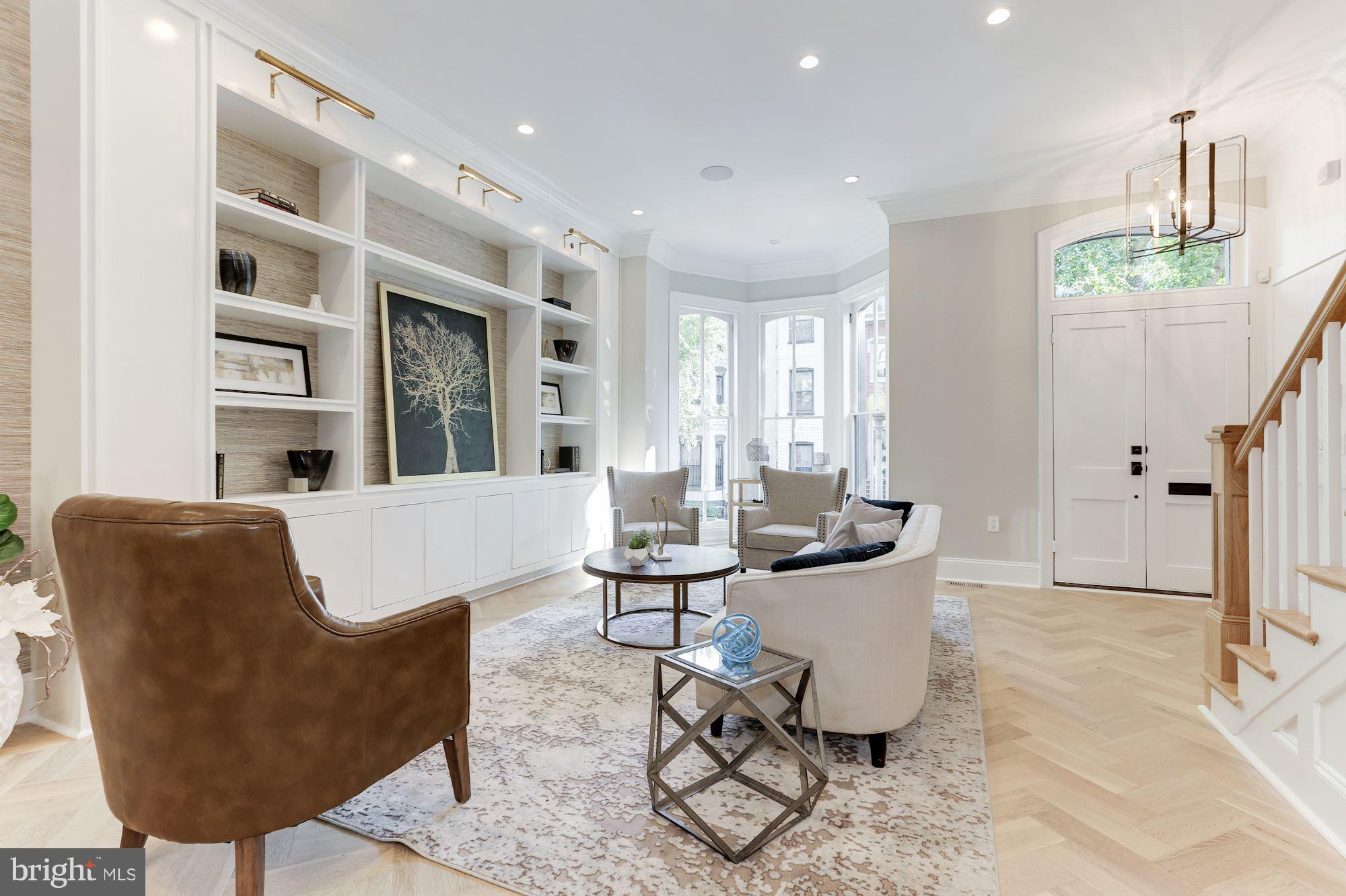 LOGAN CIRCLE - Residential