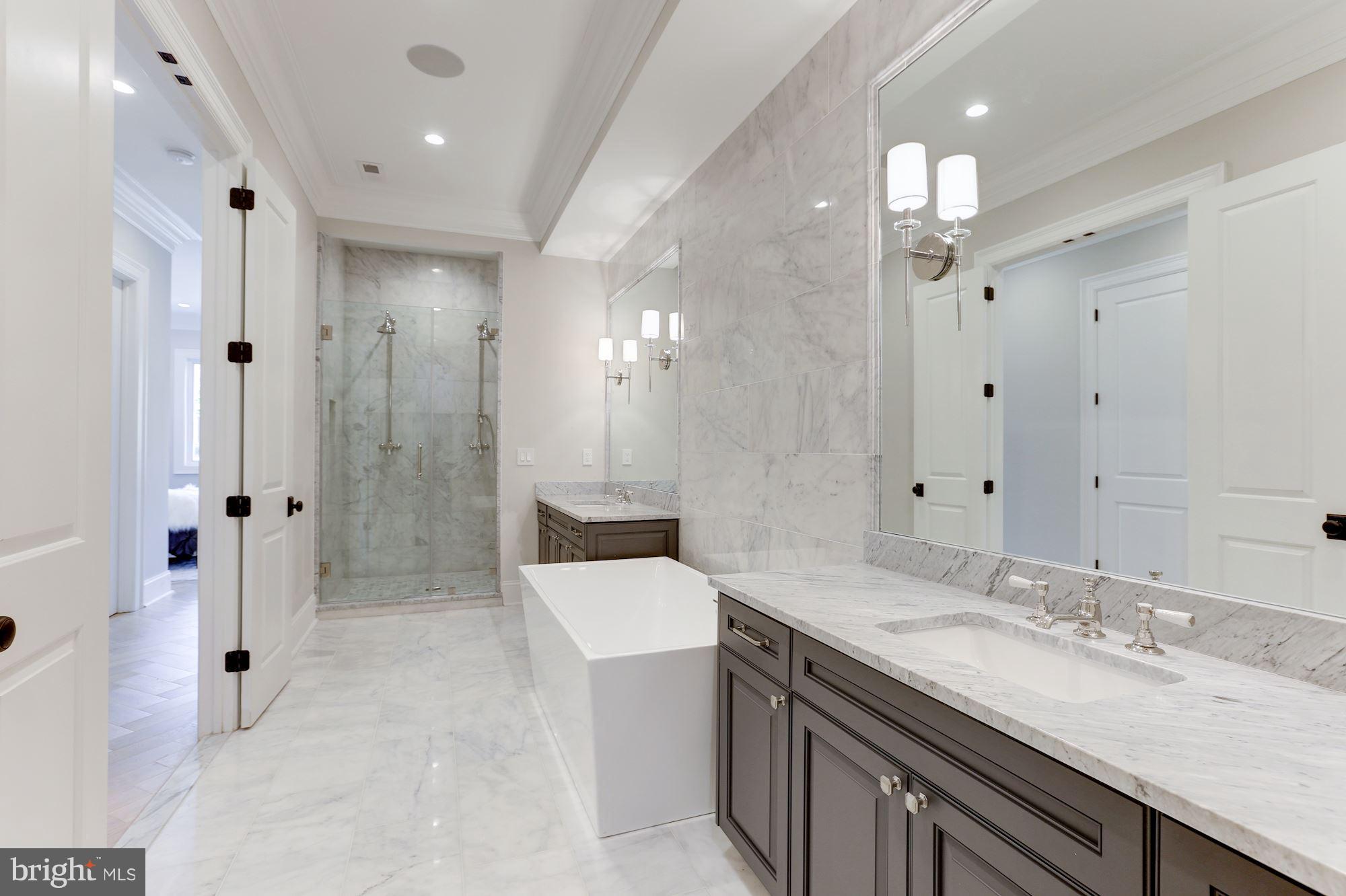 LOGAN CIRCLE - Residential