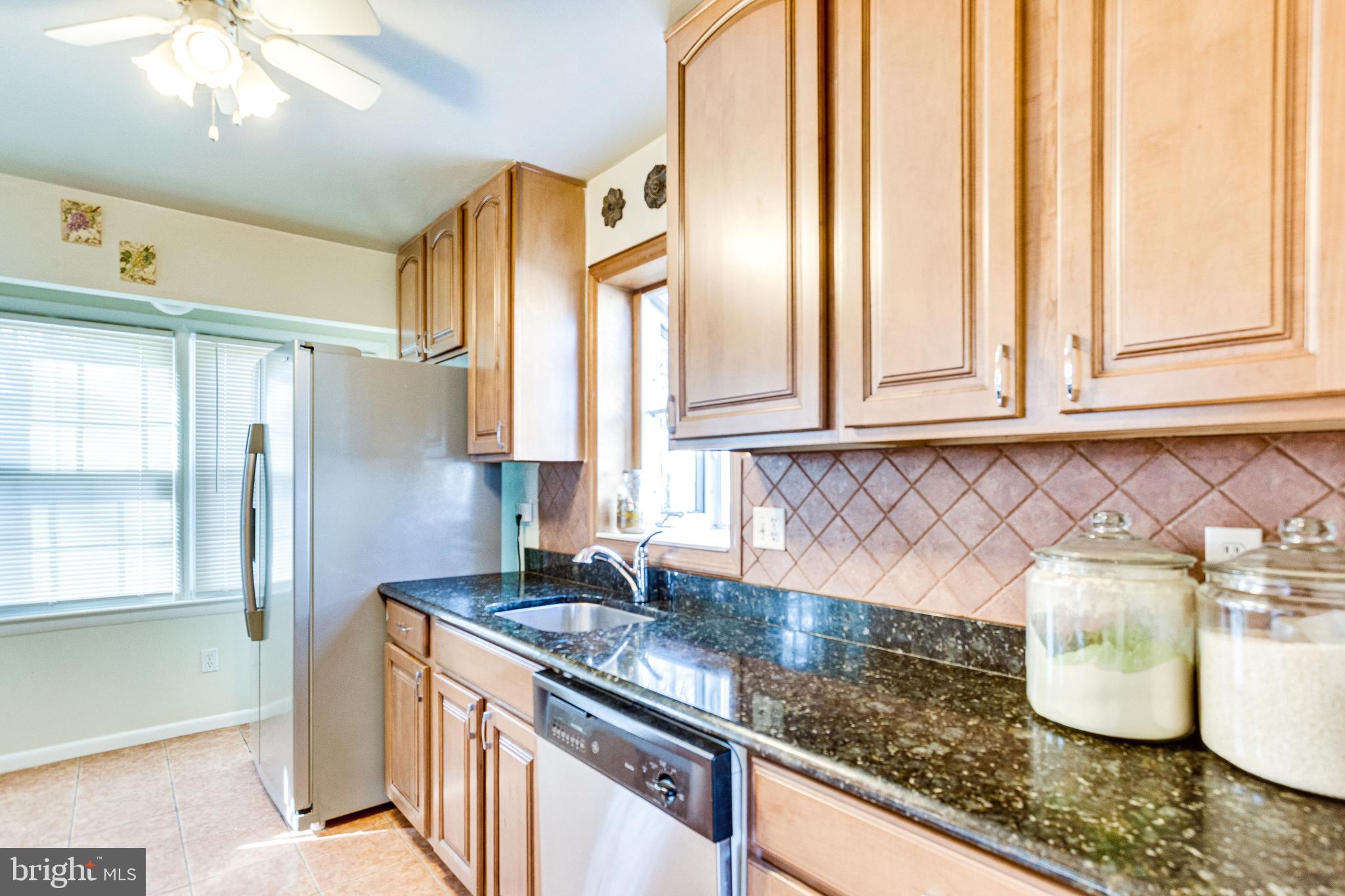 FAIRLAWN-LAUREL - Residential