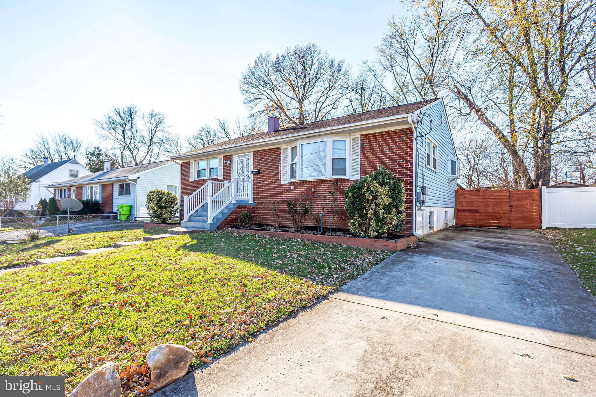 FAIRLAWN-LAUREL - Residential