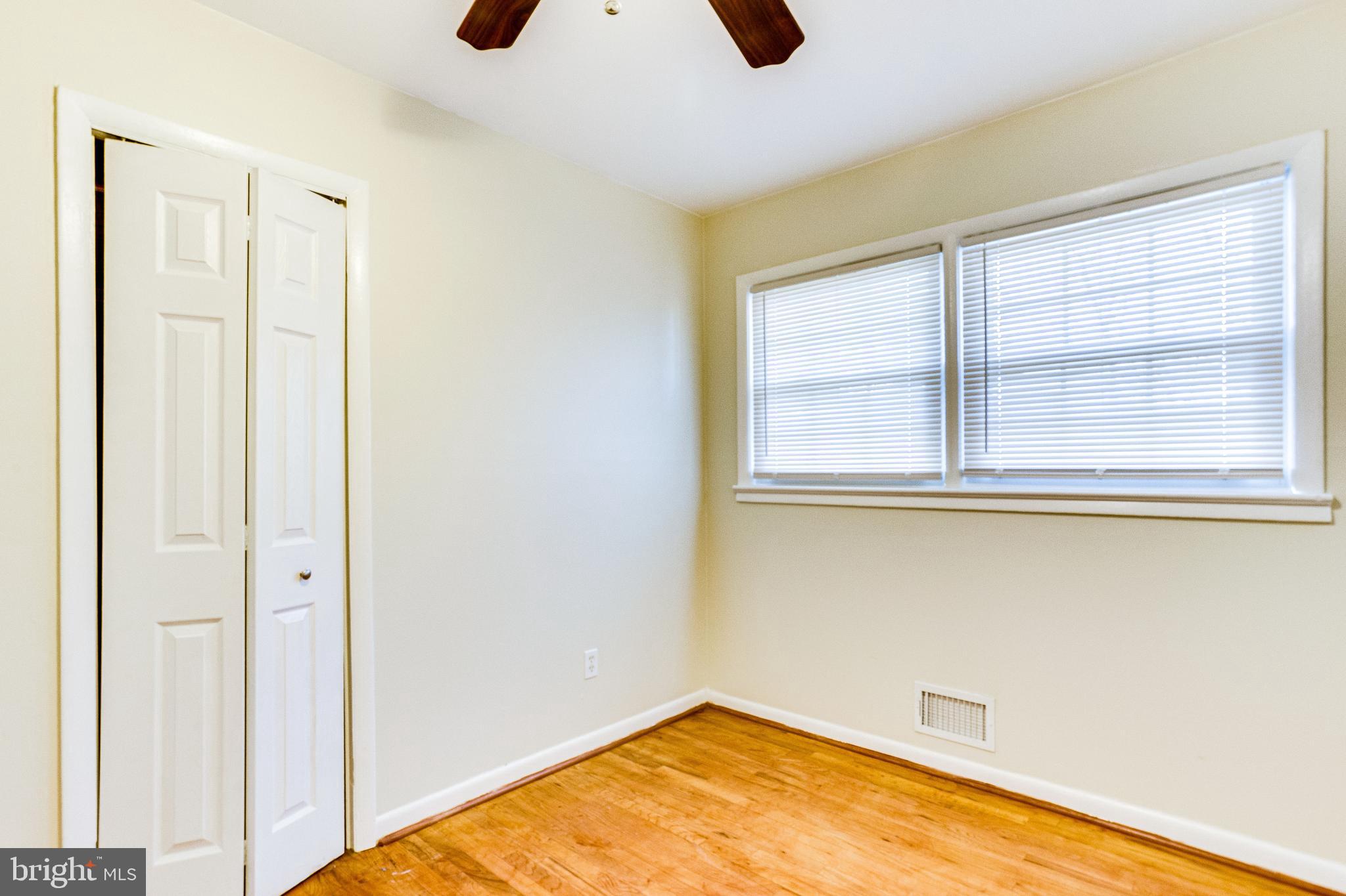 FAIRLAWN-LAUREL - Residential