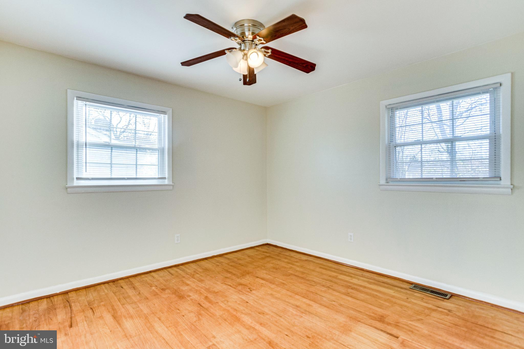 FAIRLAWN-LAUREL - Residential