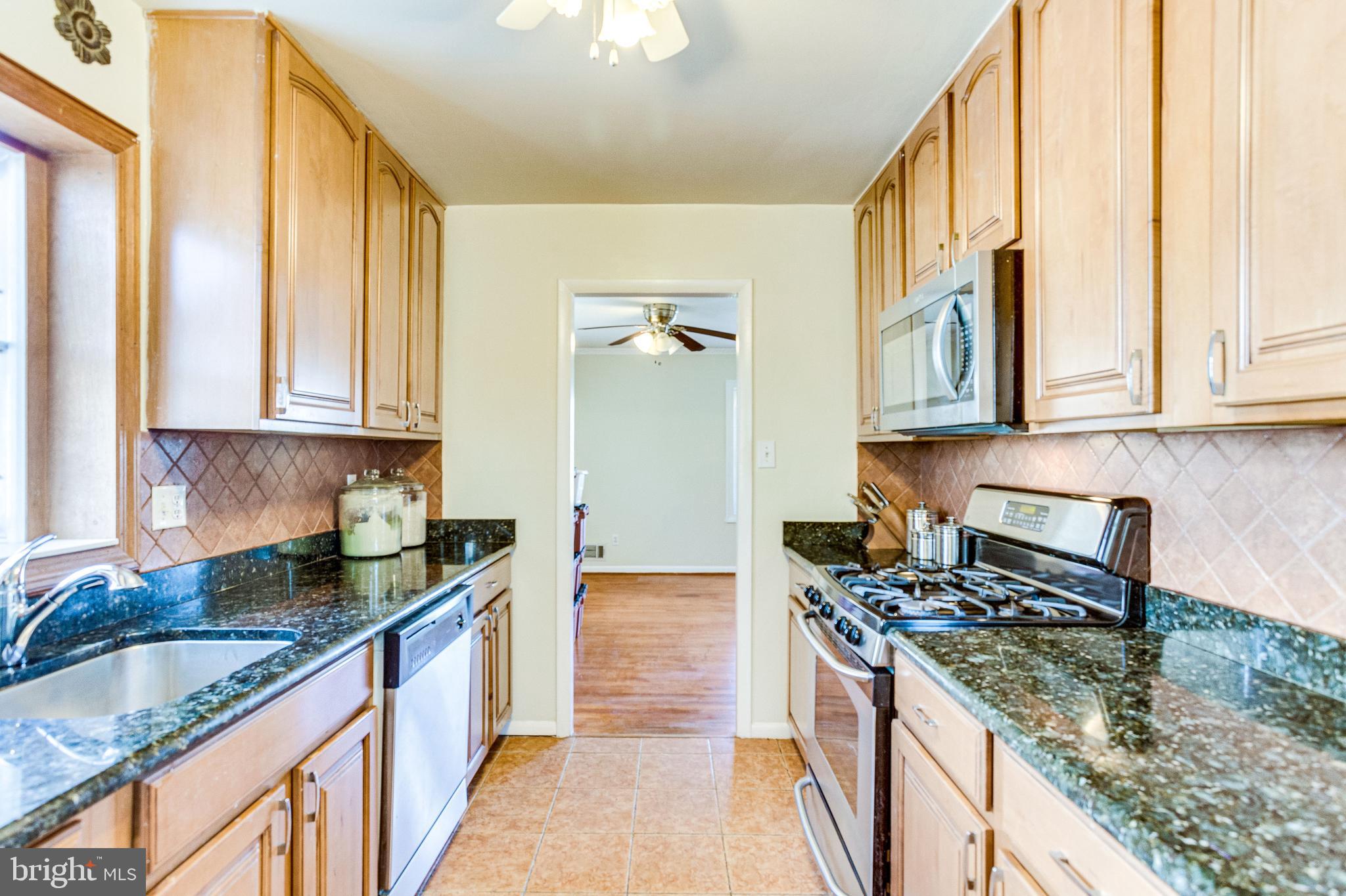 FAIRLAWN-LAUREL - Residential