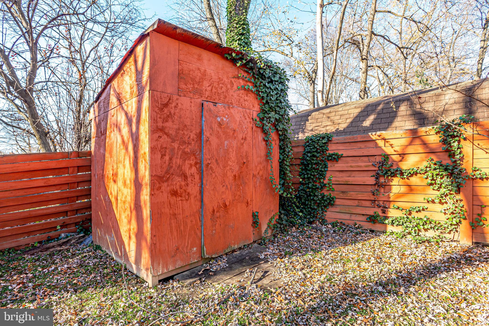 FAIRLAWN-LAUREL - Residential