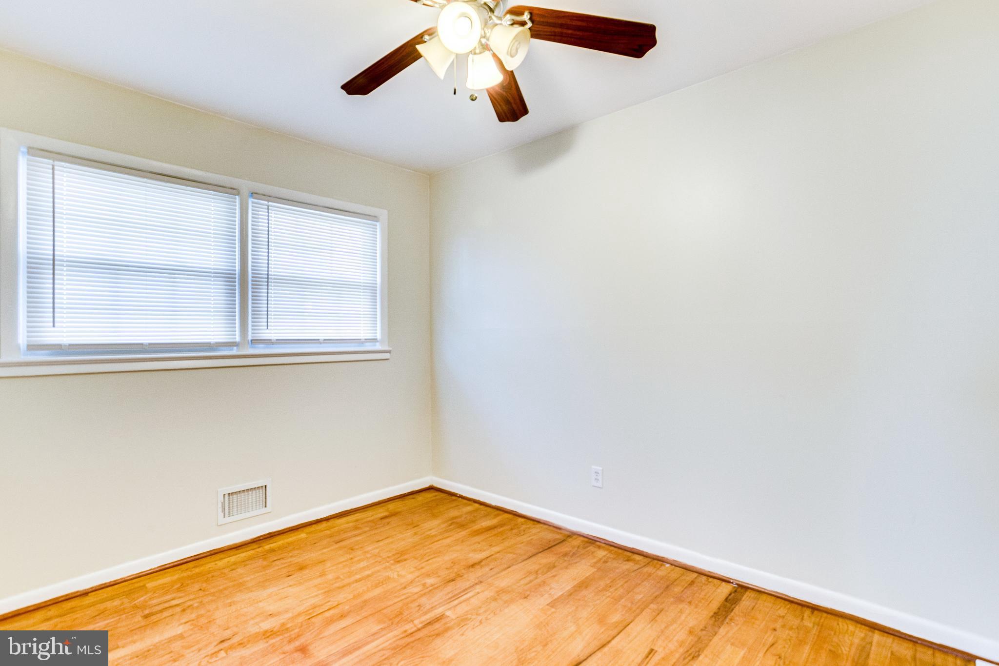 FAIRLAWN-LAUREL - Residential