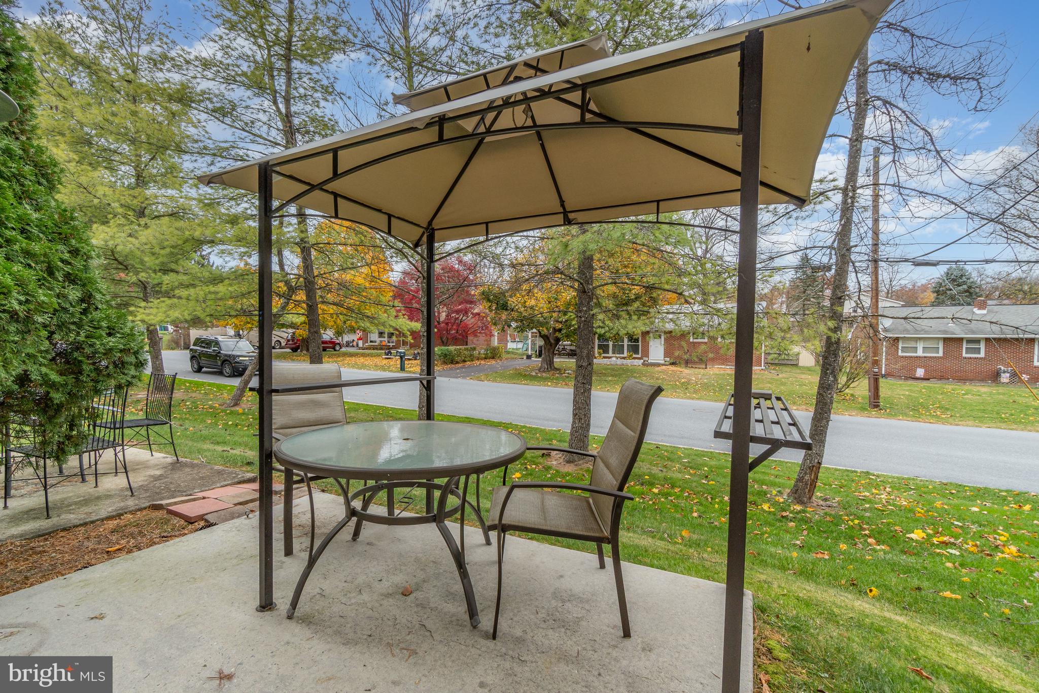 DARLINGTON VILLAGE - Residential