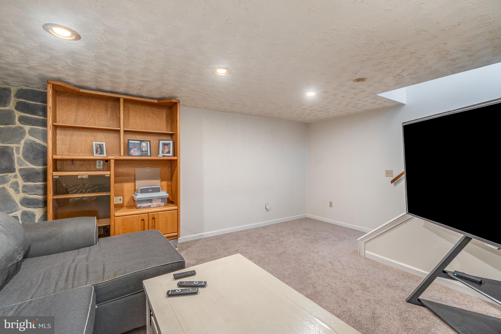 DARLINGTON VILLAGE - Residential