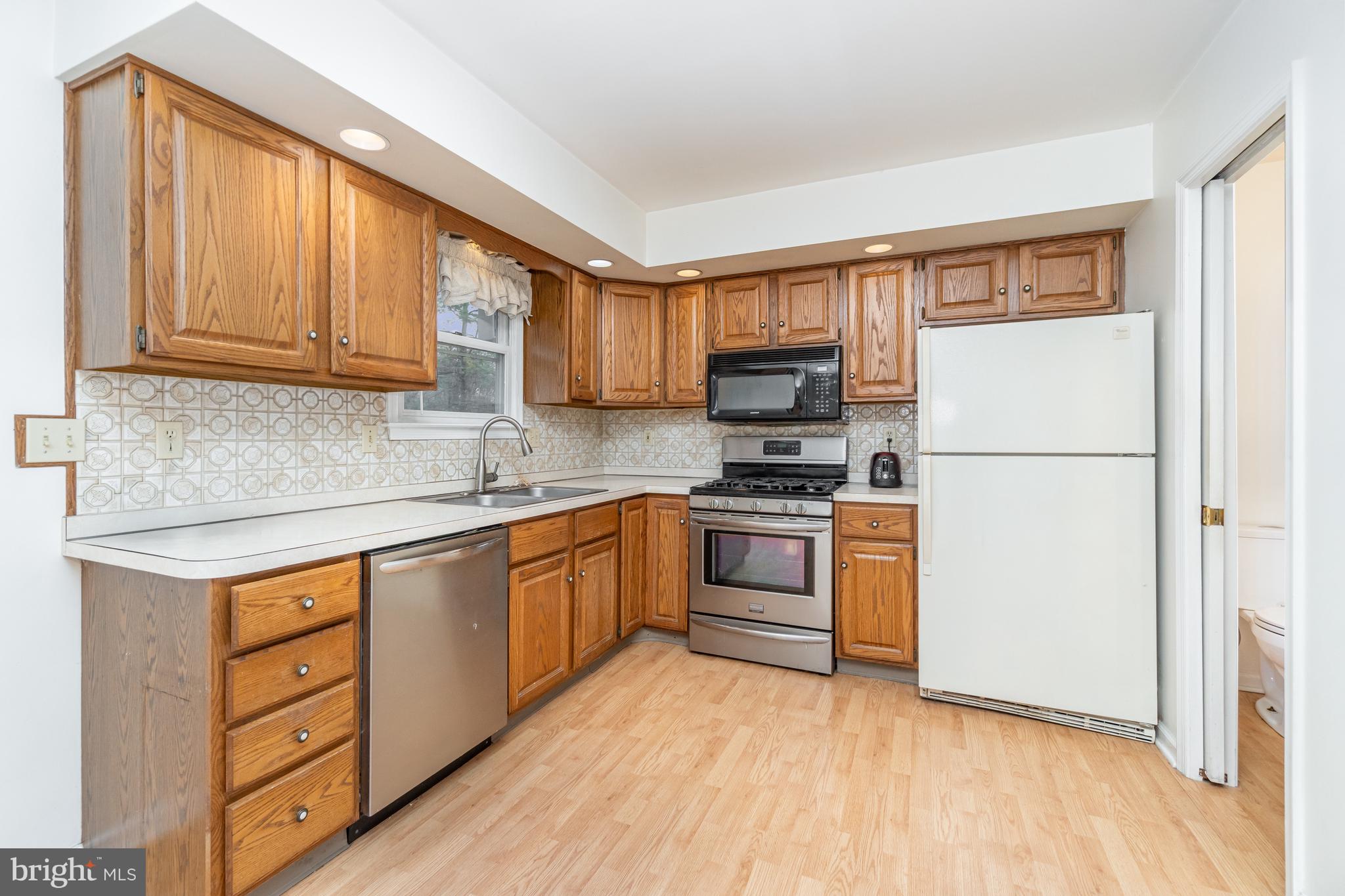 DARLINGTON VILLAGE - Residential