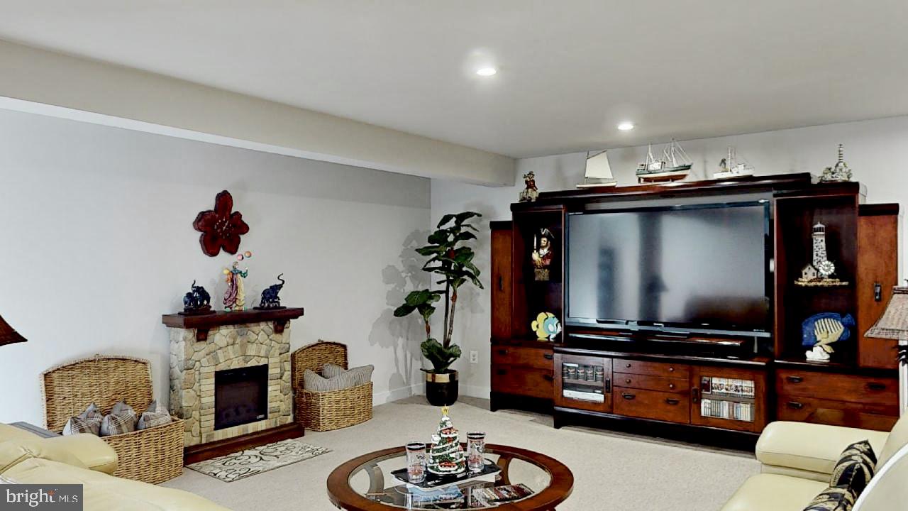 PARX ESTATES - Residential