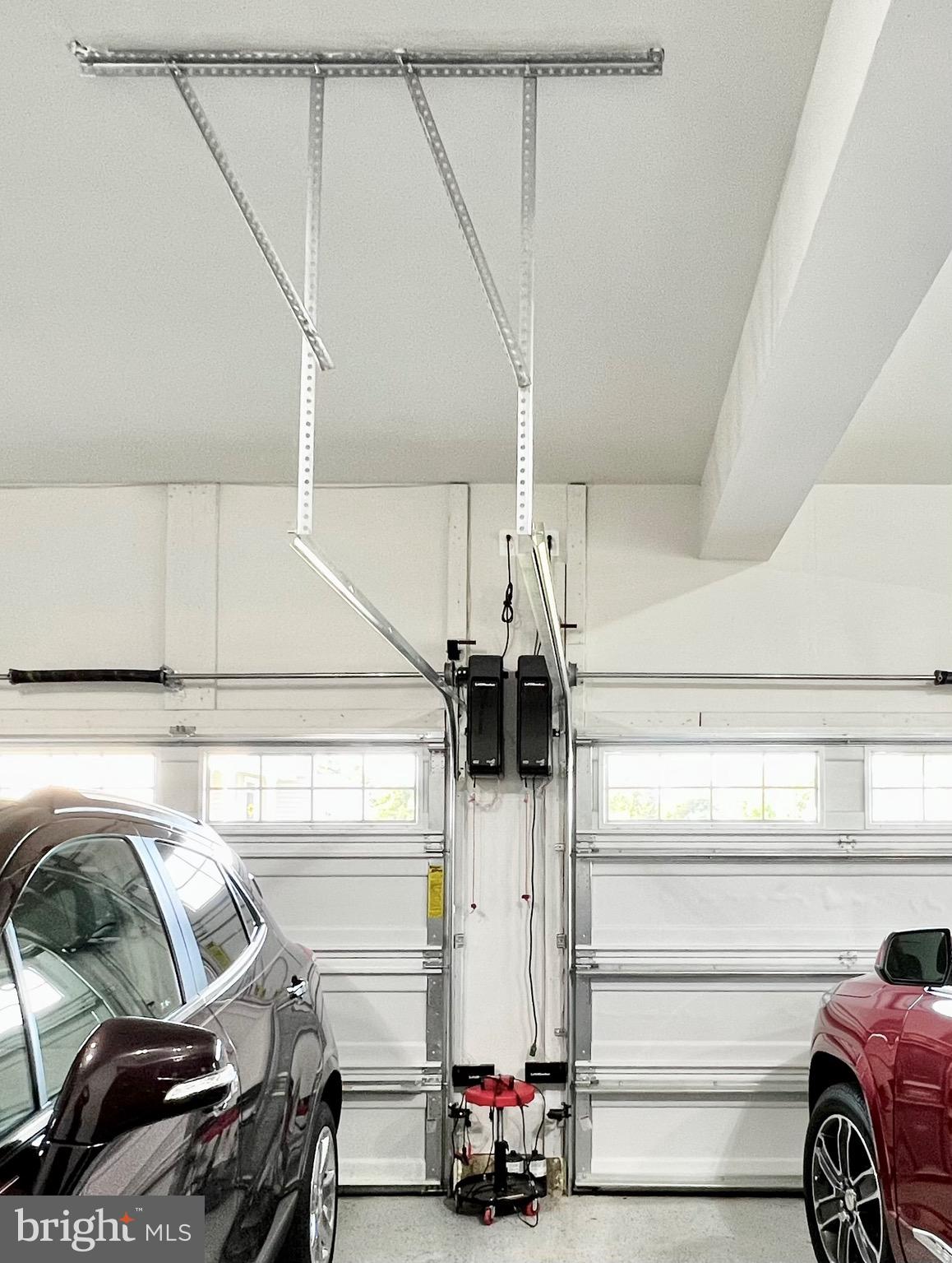 PARX ESTATES - Residential