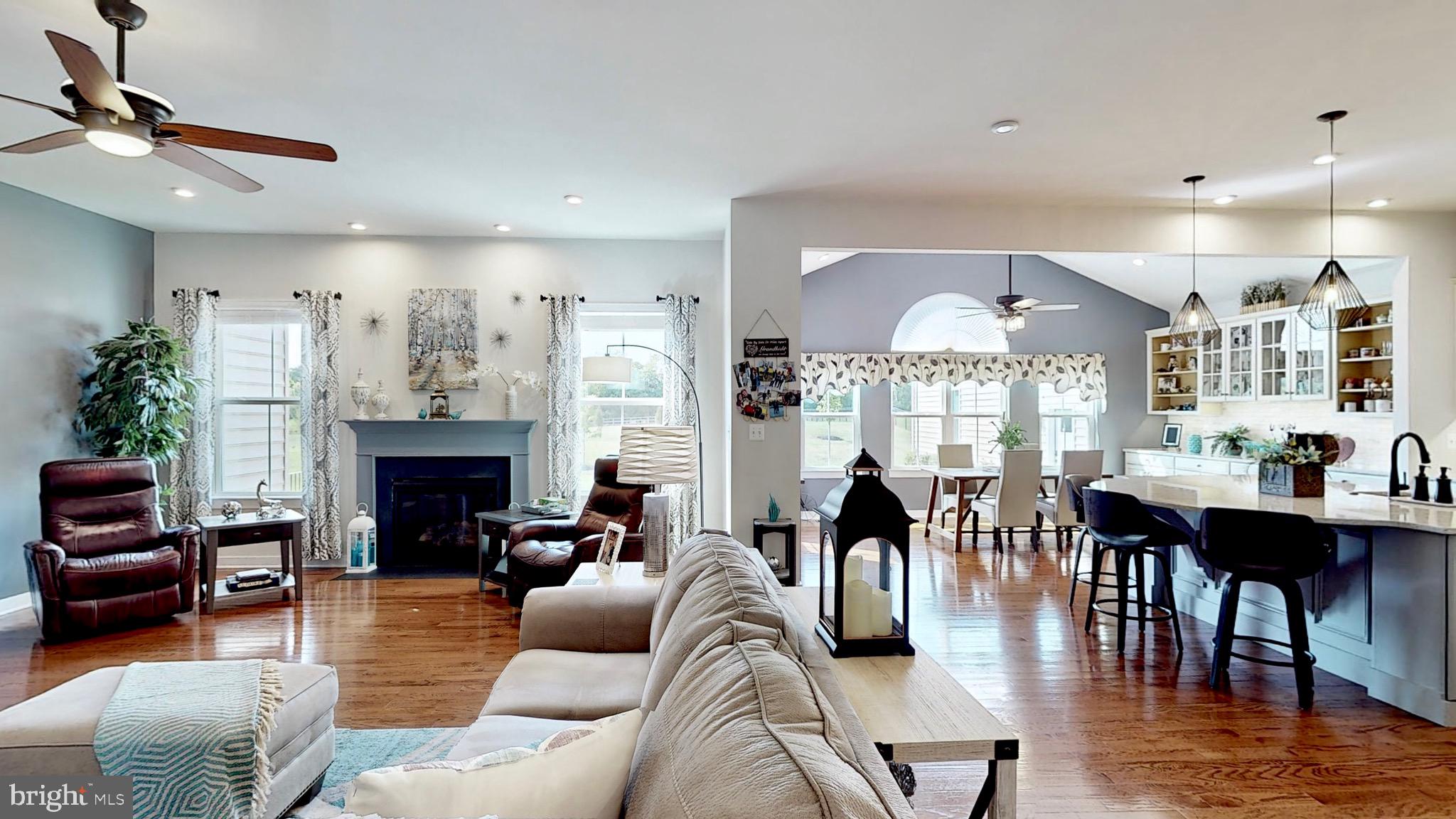 PARX ESTATES - Residential