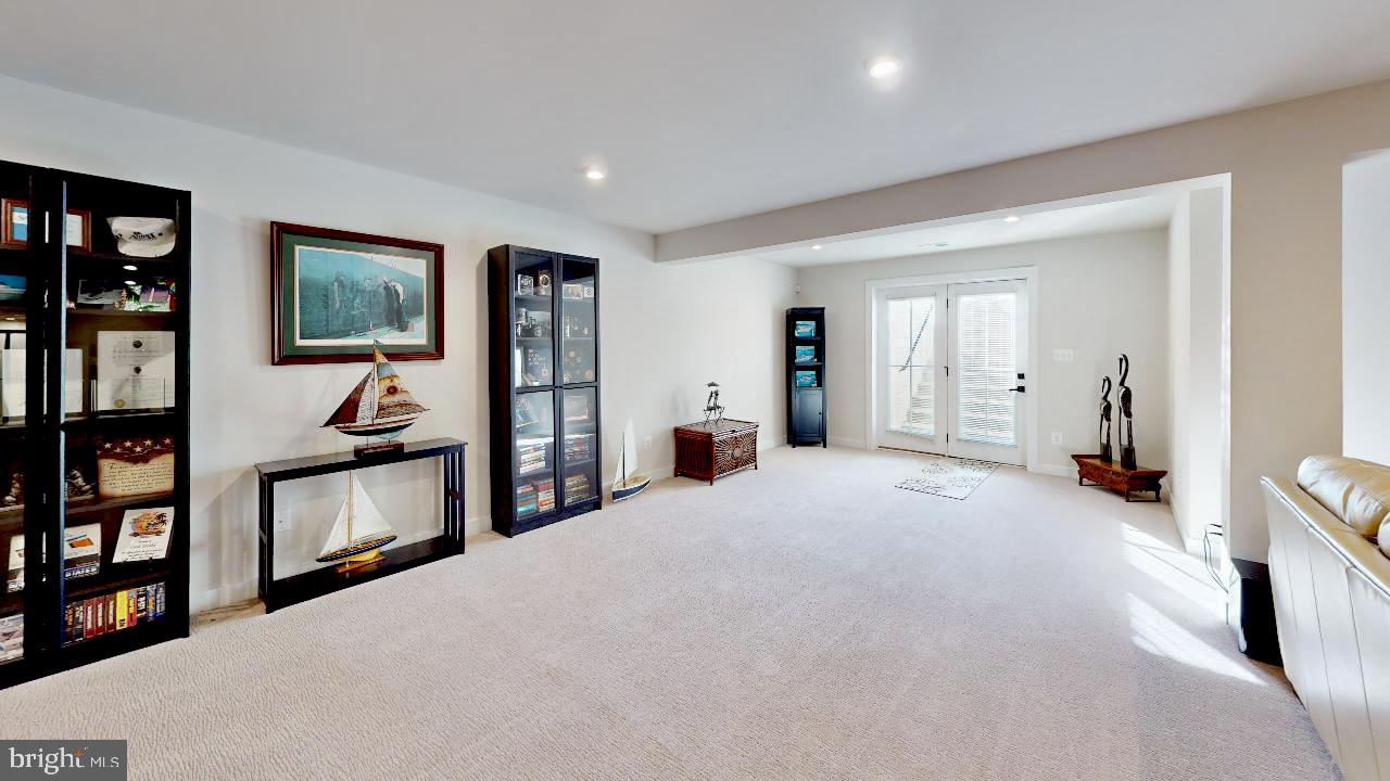 PARX ESTATES - Residential