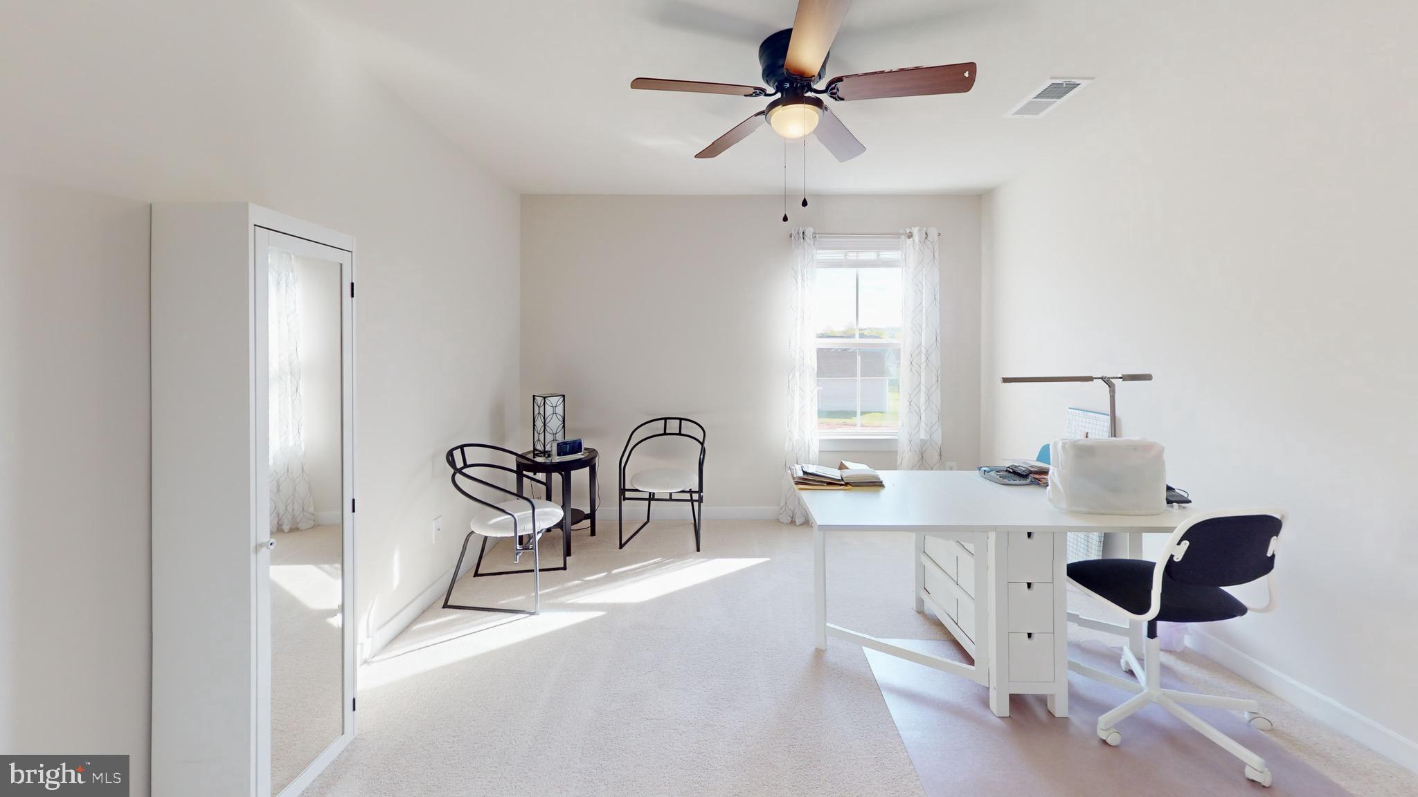 PARX ESTATES - Residential