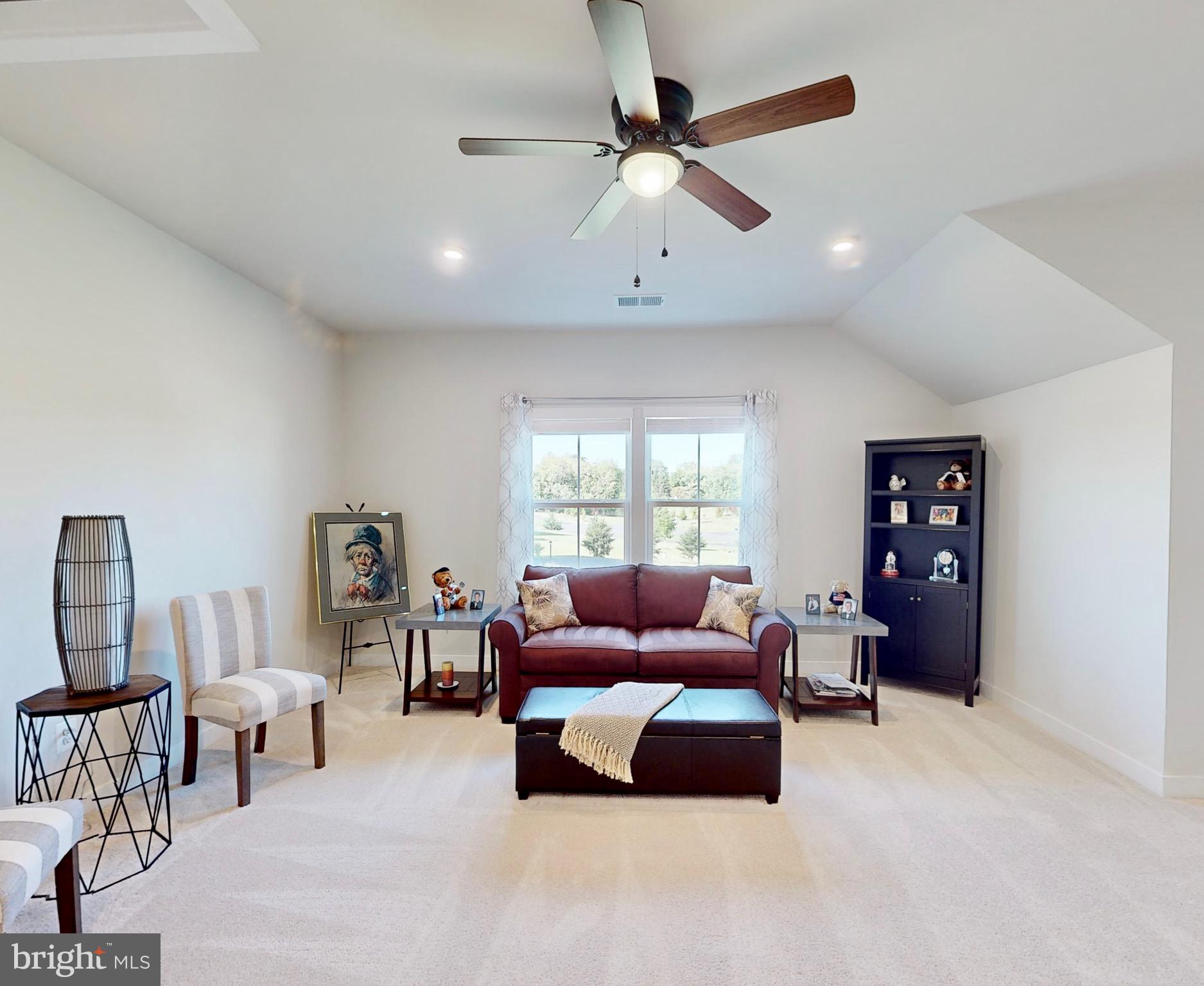 PARX ESTATES - Residential