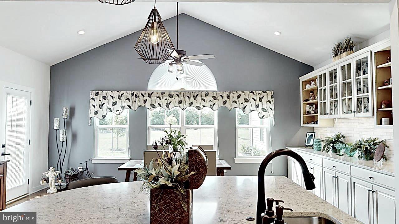 PARX ESTATES - Residential