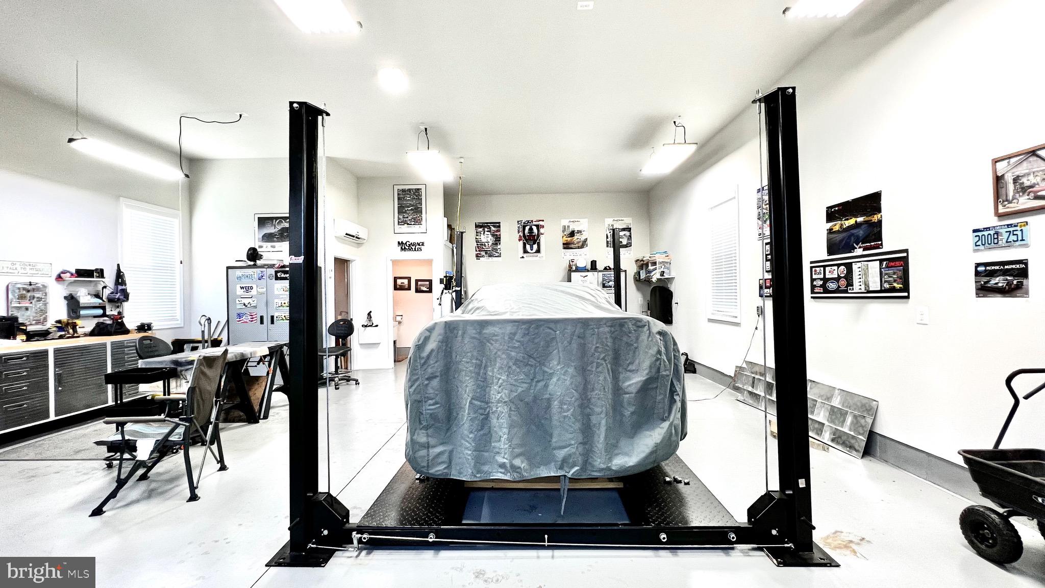 PARX ESTATES - Residential