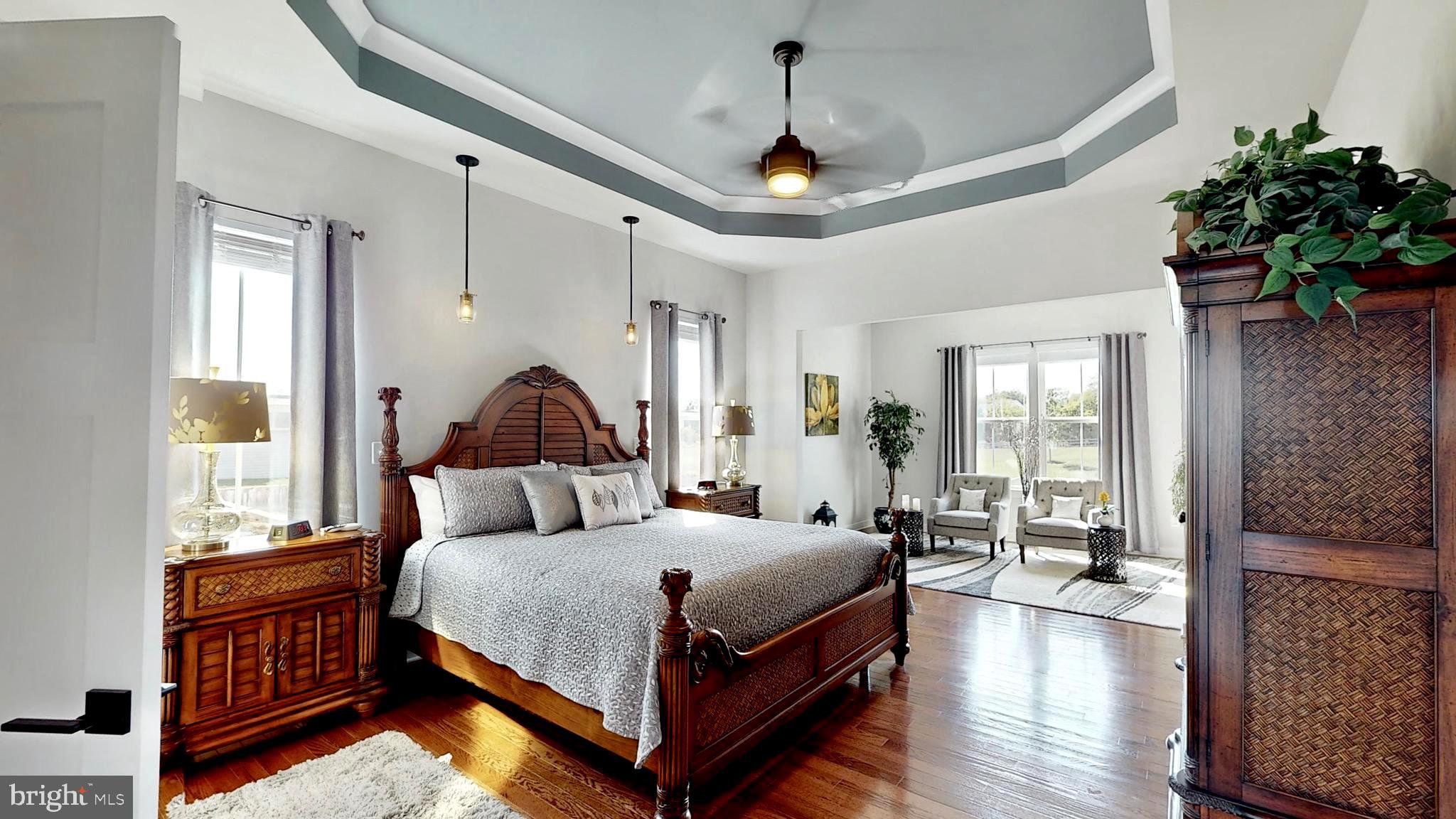 PARX ESTATES - Residential