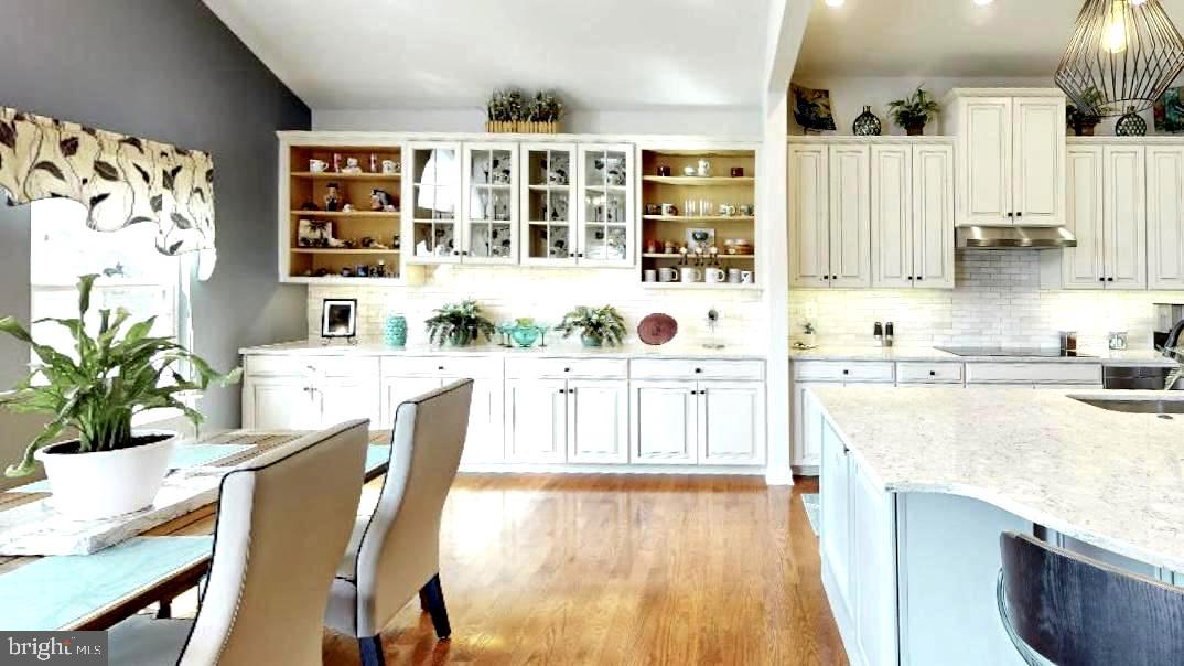 PARX ESTATES - Residential