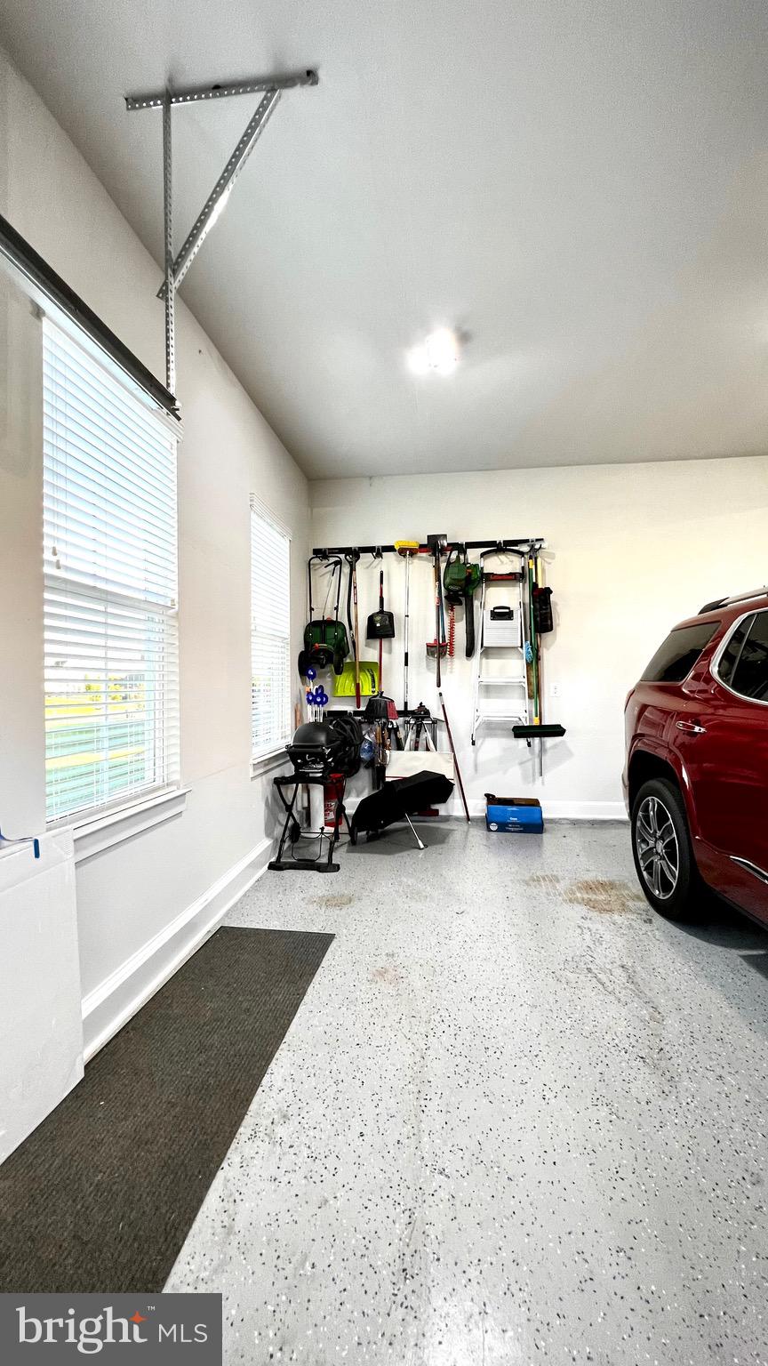 PARX ESTATES - Residential