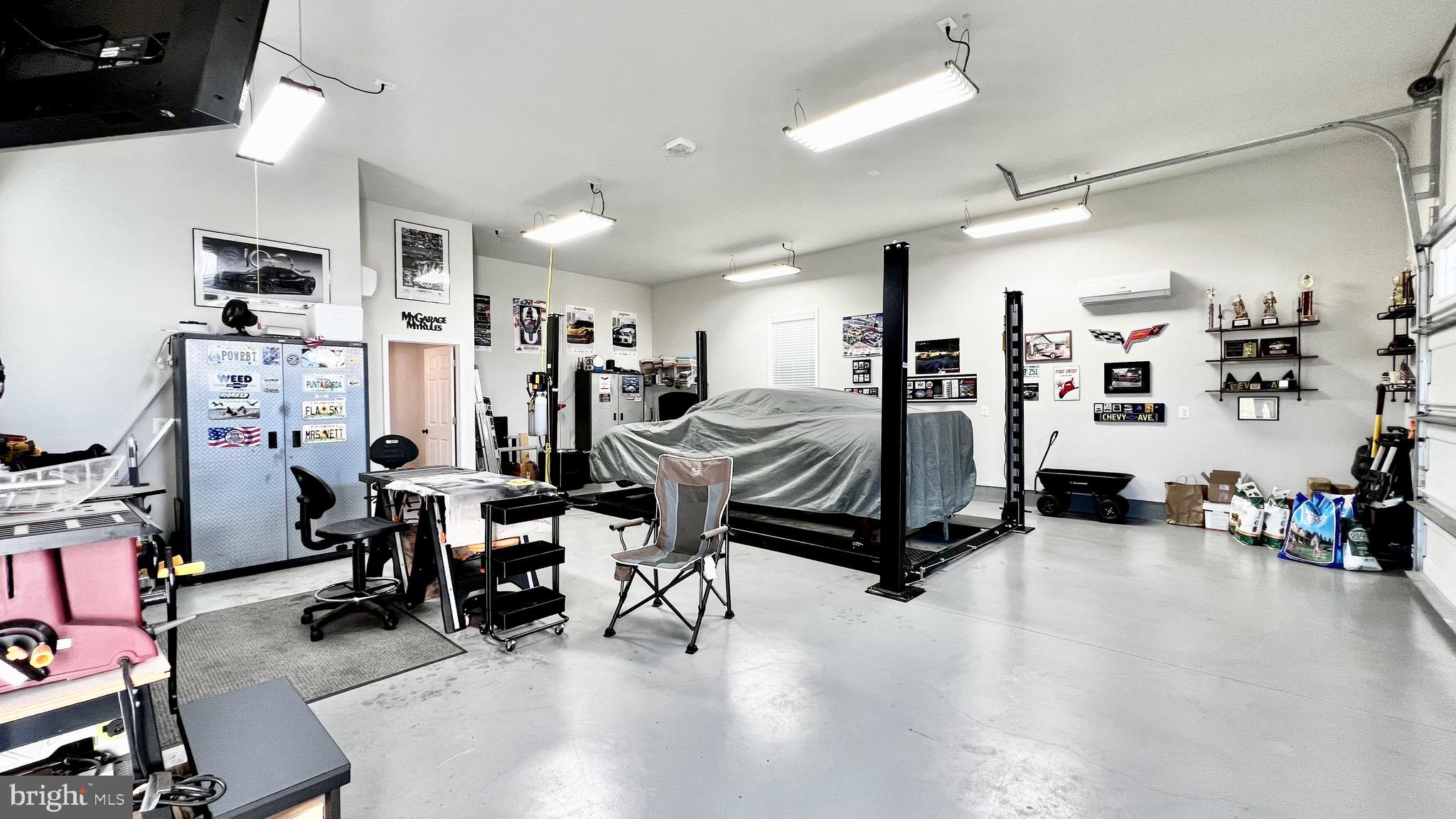 PARX ESTATES - Residential