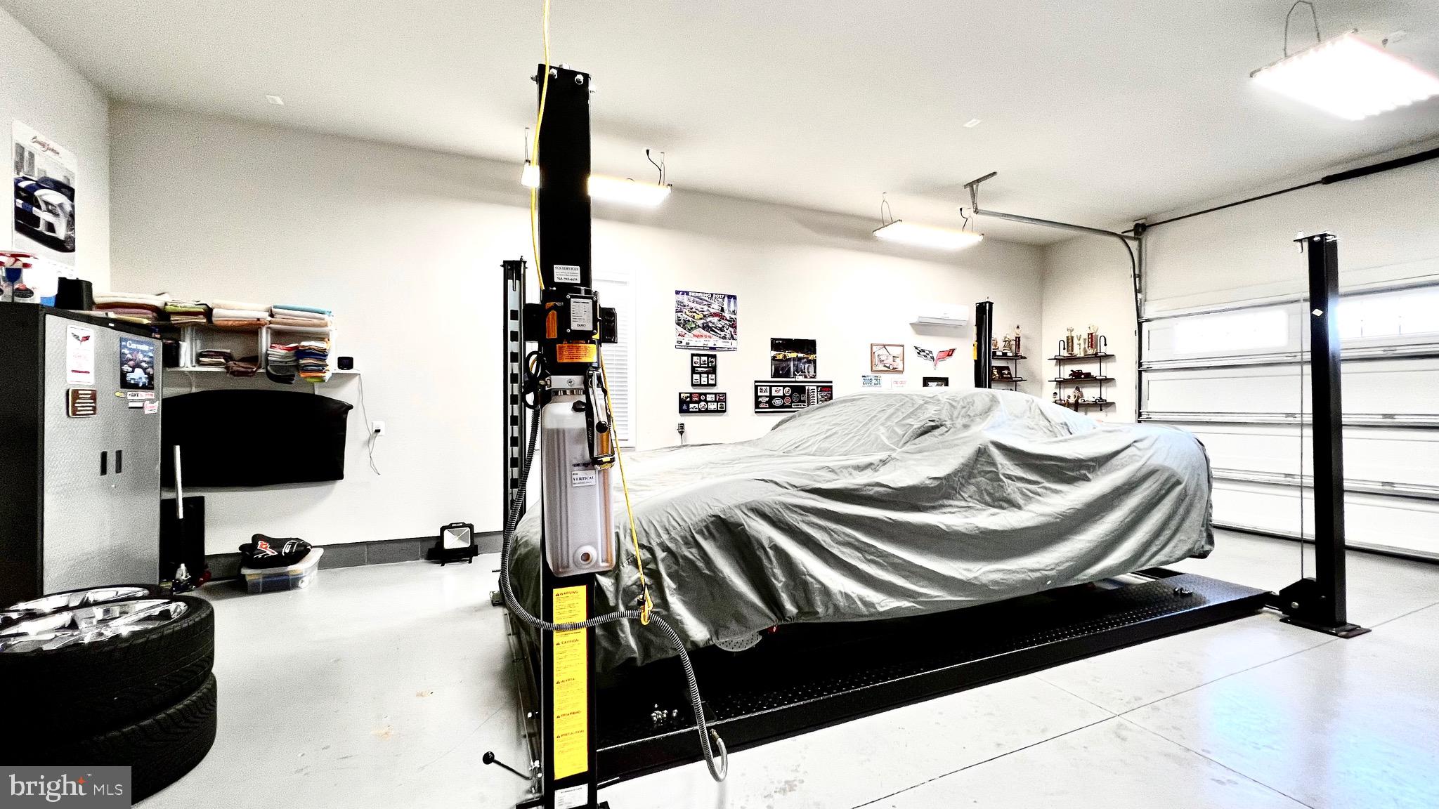 PARX ESTATES - Residential