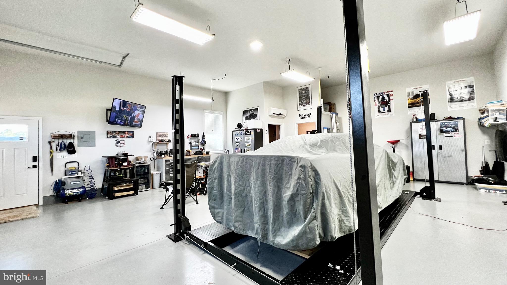 PARX ESTATES - Residential