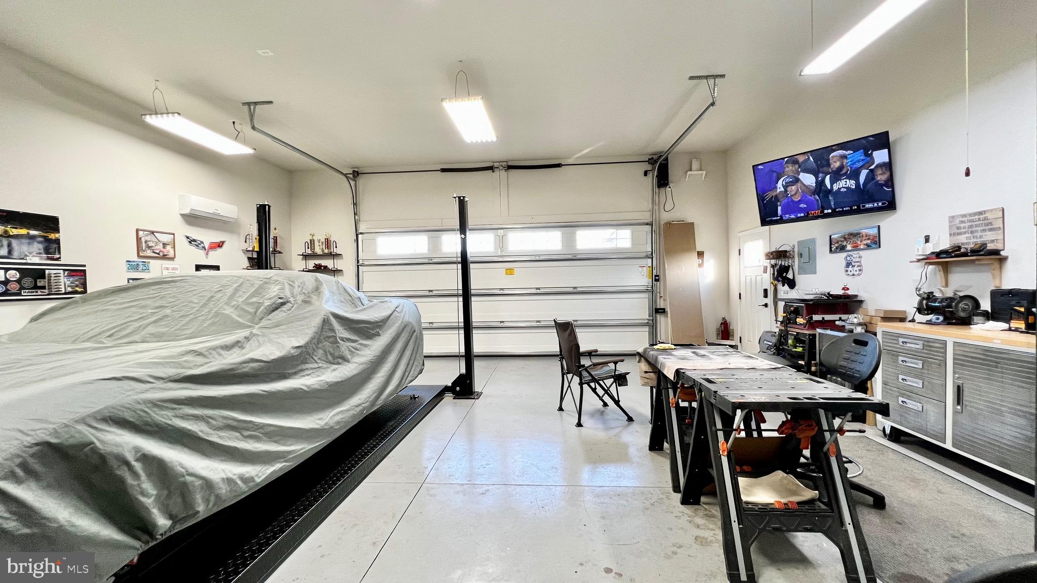 PARX ESTATES - Residential