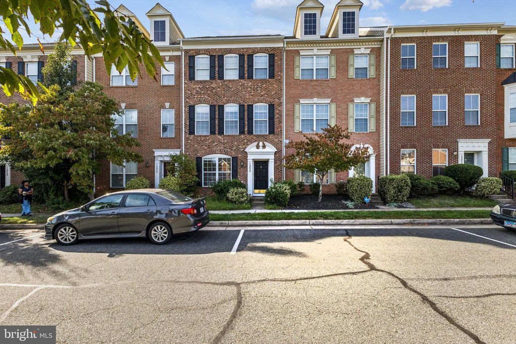 Photo of 12836 Marblestone Drive, WOODBRIDGE, VA 22192 (MLS # VAPW2105800)