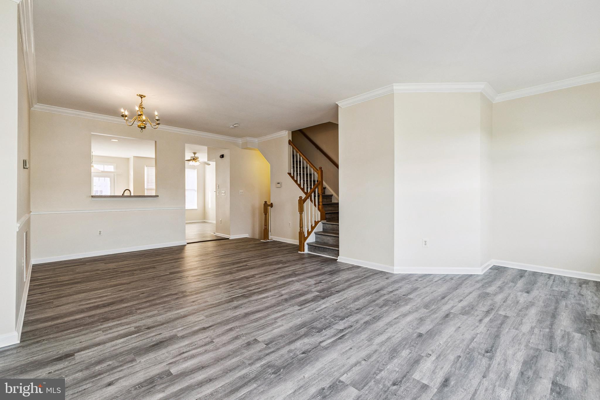 PW COUNTY CENTER LANDBAY - Residential Lease