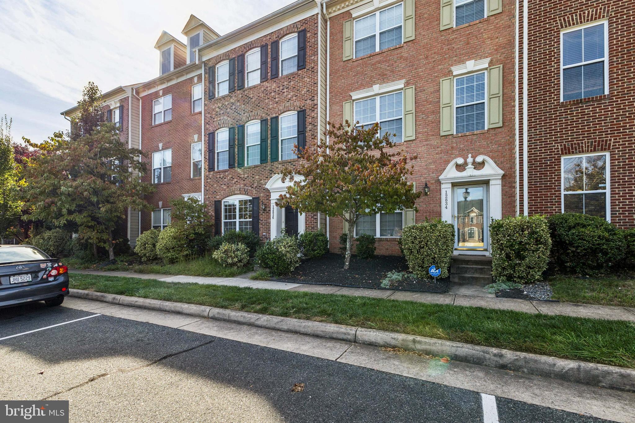 PW COUNTY CENTER LANDBAY - Residential Lease