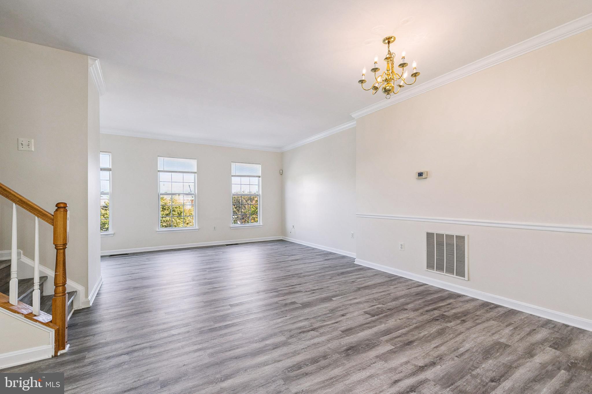 PW COUNTY CENTER LANDBAY - Residential Lease