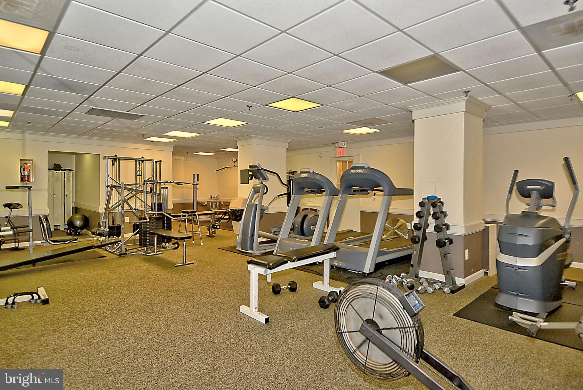 TOWERS IN WESTCHESTER PARK - Residential