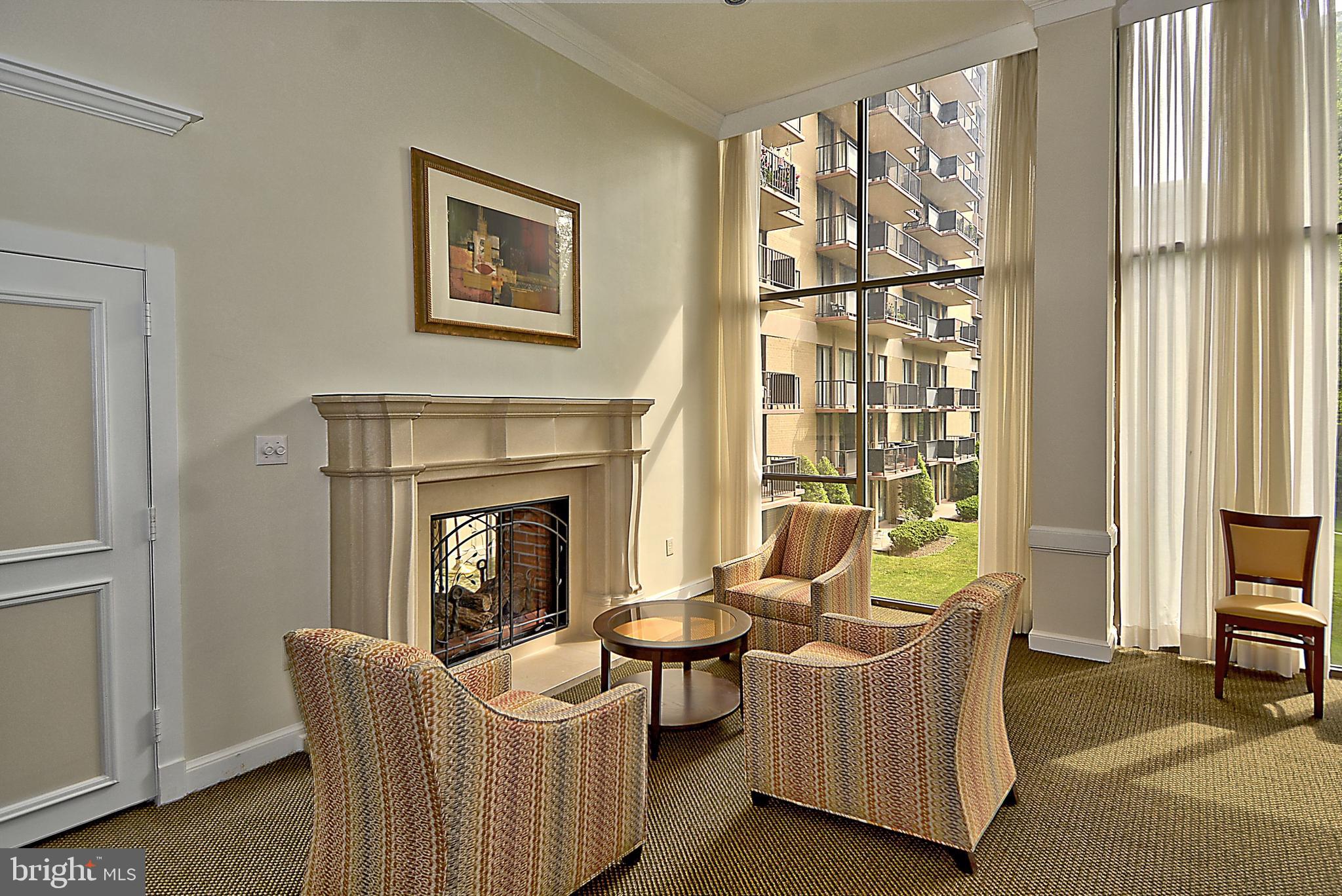 TOWERS IN WESTCHESTER PARK - Residential