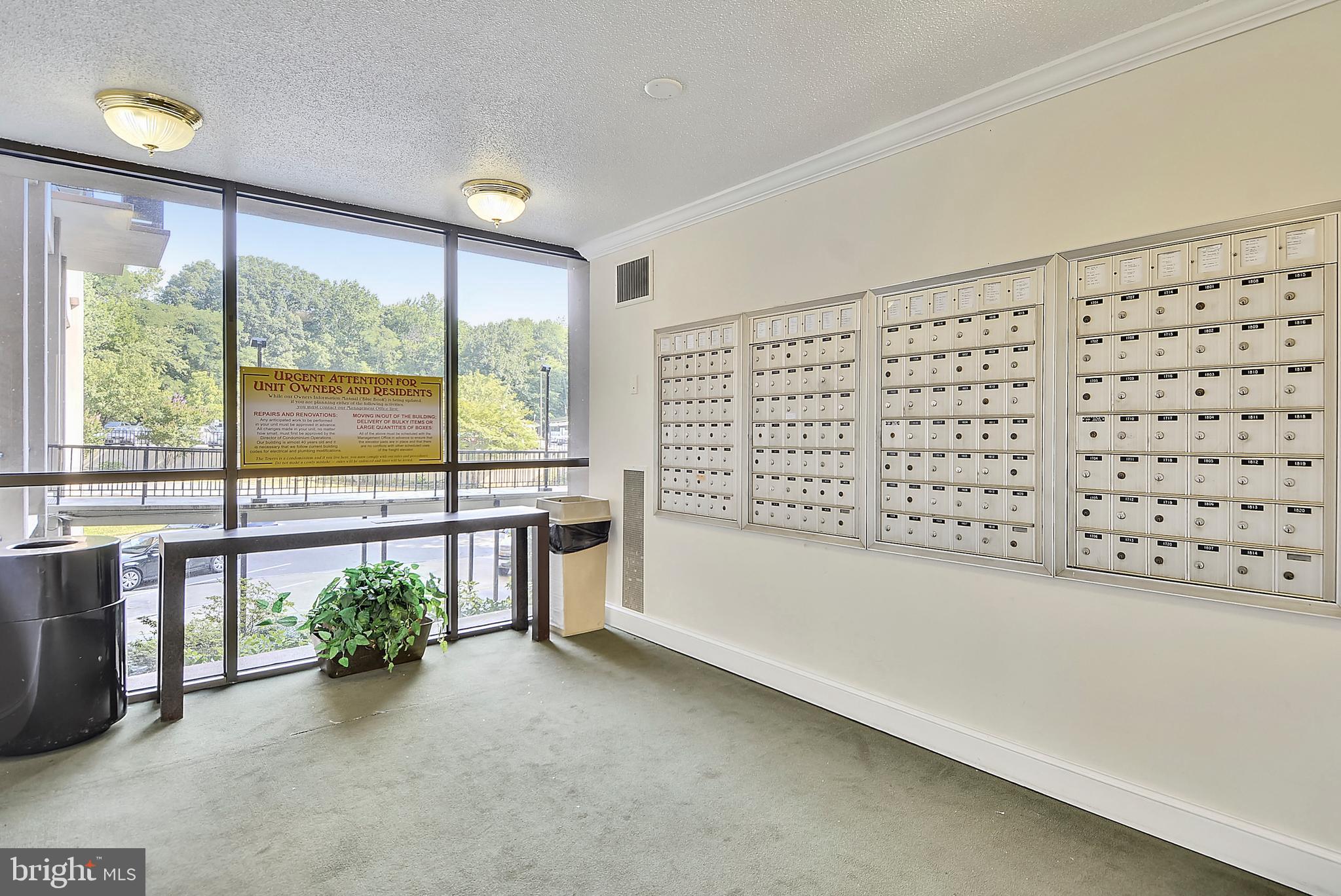 TOWERS IN WESTCHESTER PARK - Residential