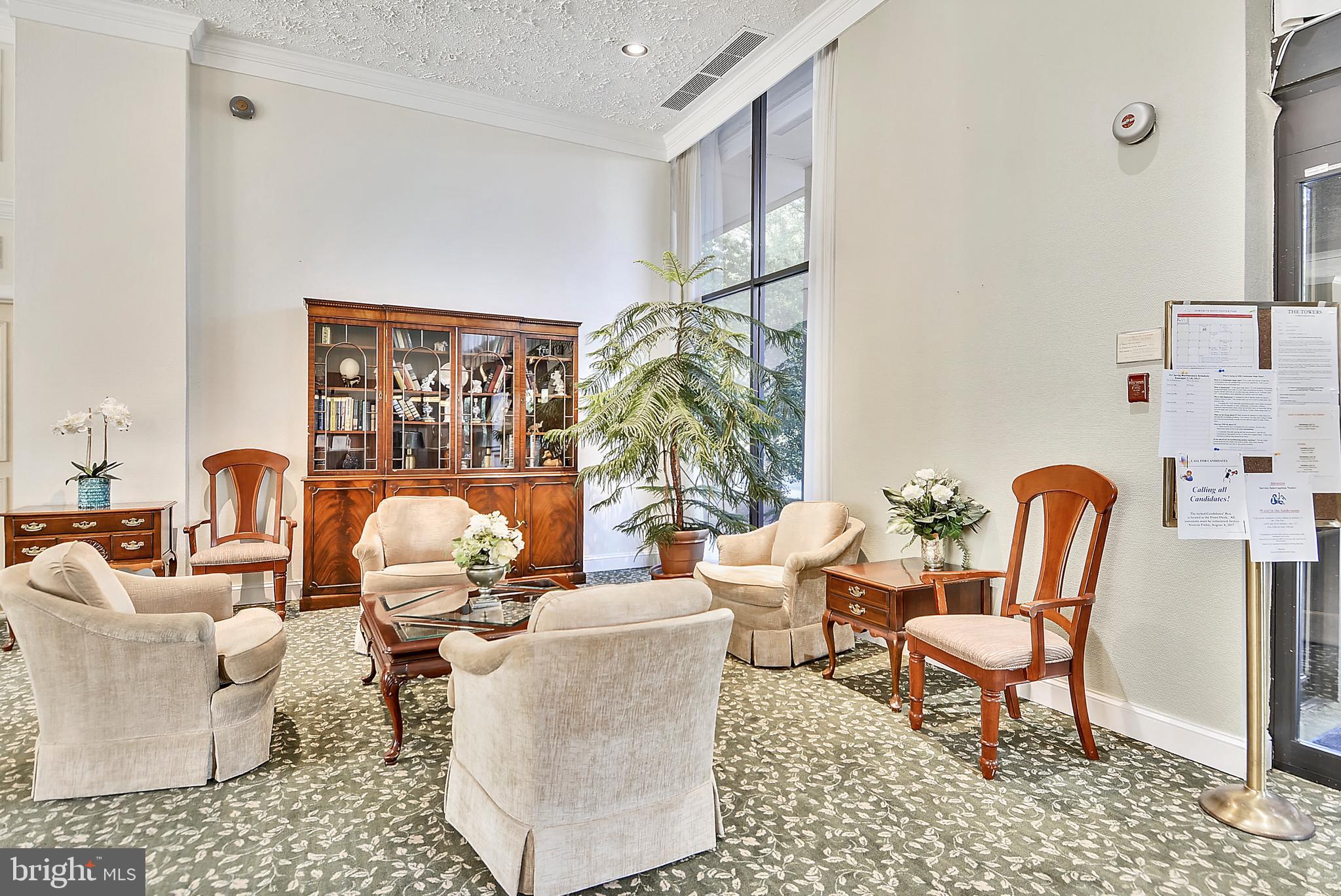 TOWERS IN WESTCHESTER PARK - Residential