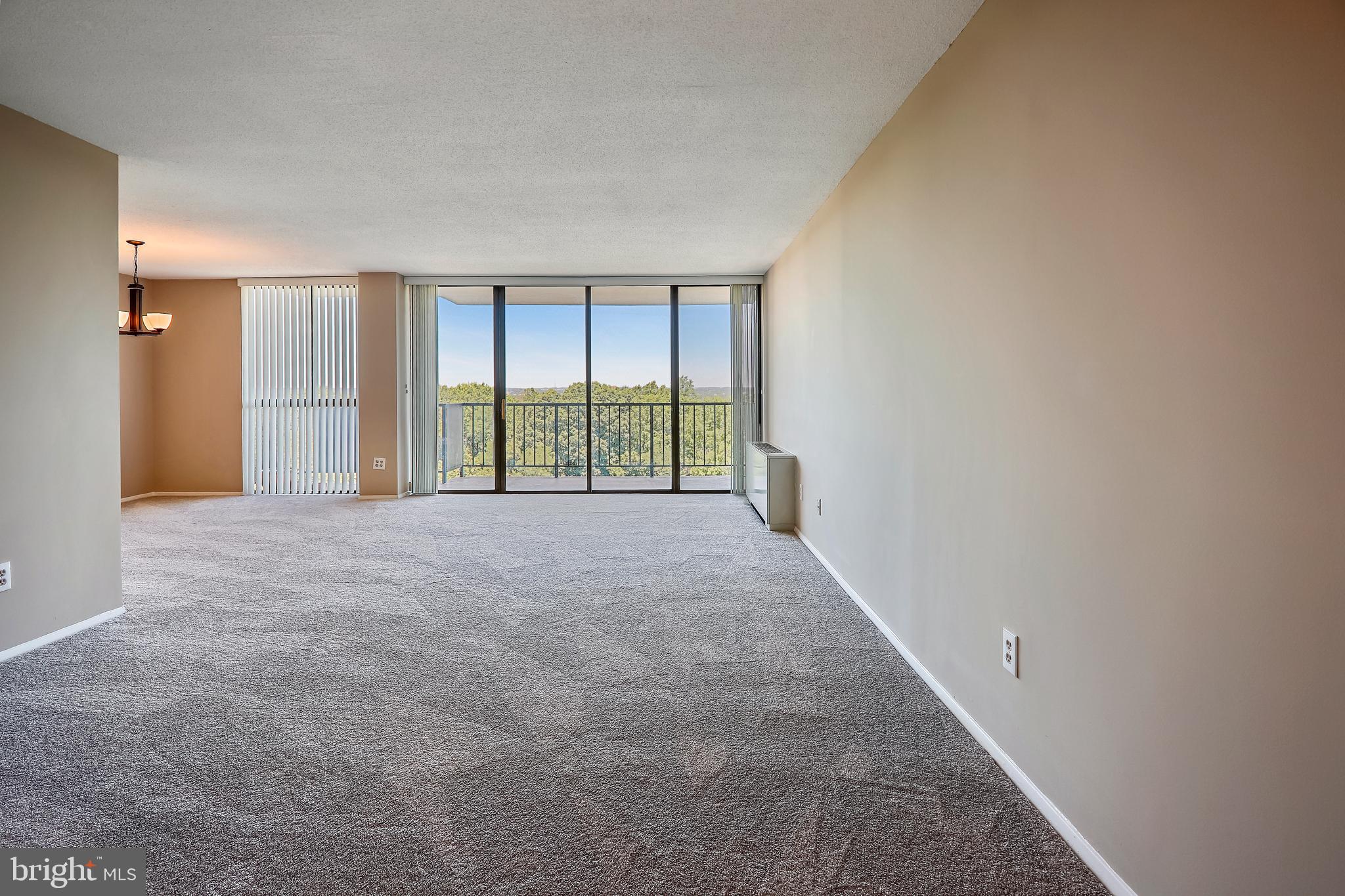 TOWERS IN WESTCHESTER PARK - Residential