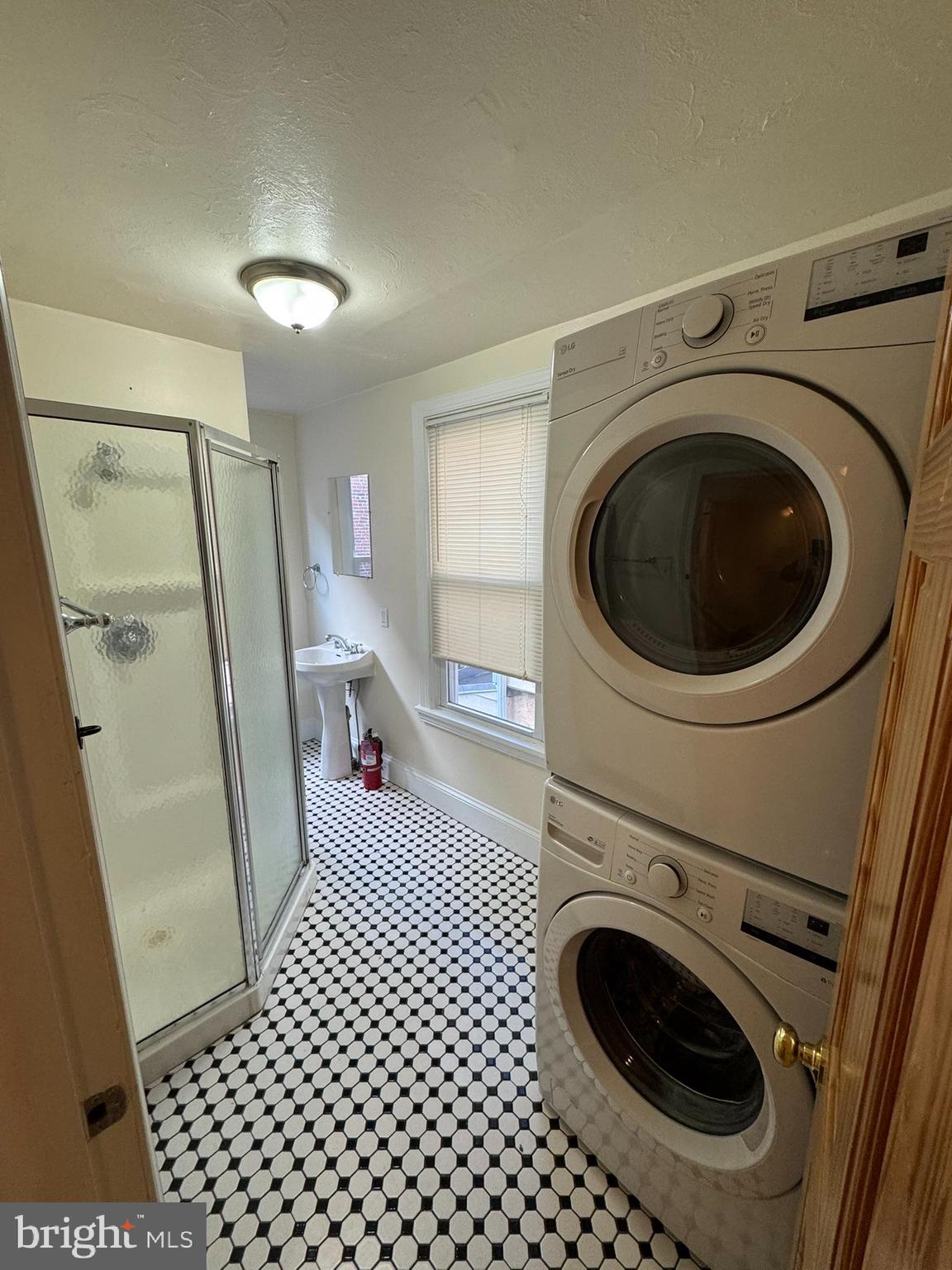 POWELTON VILLAGE - Residential